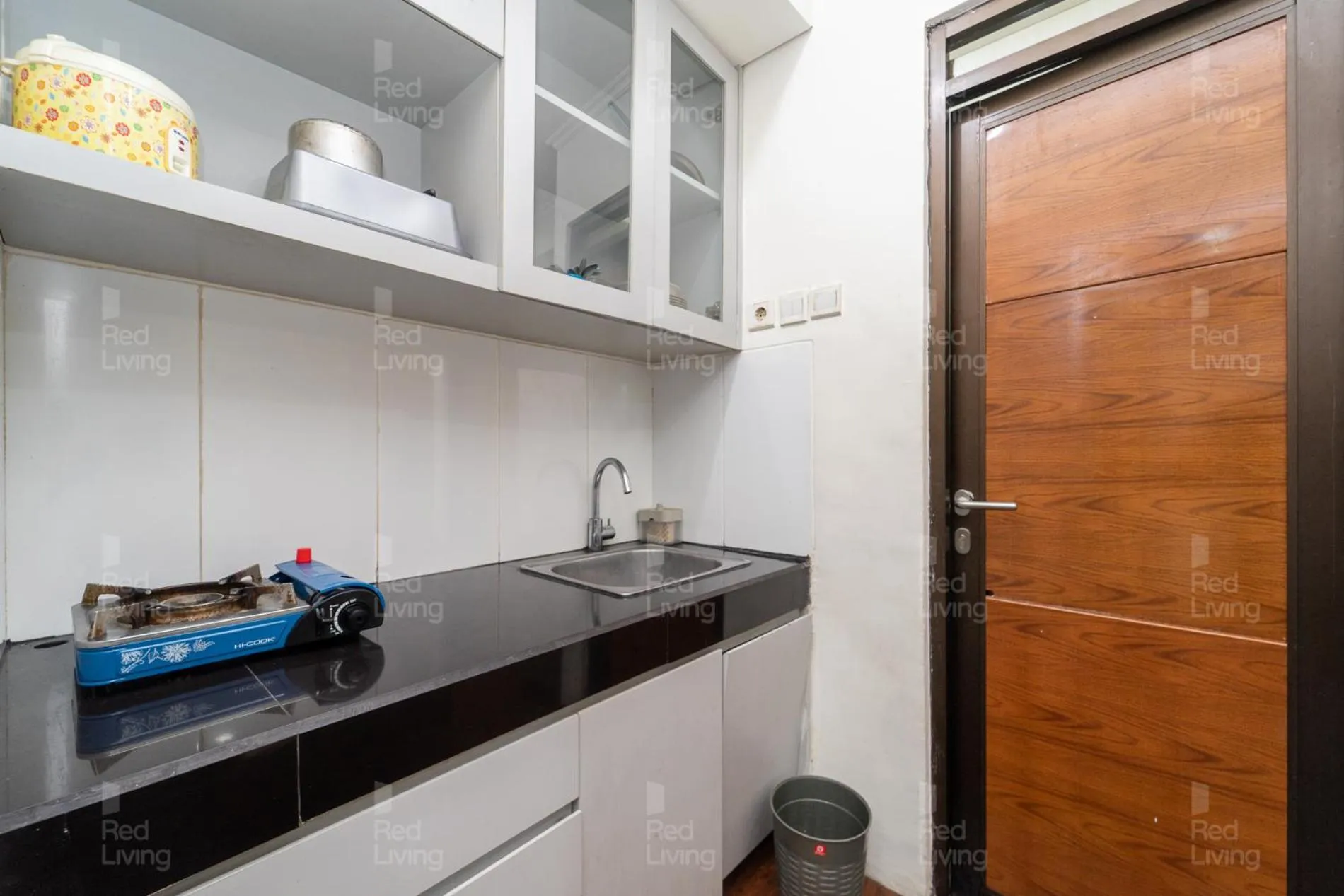 Kitchen or kitchenette in RedLiving Apartemen Gateway Pasteur - Sean Hospitality