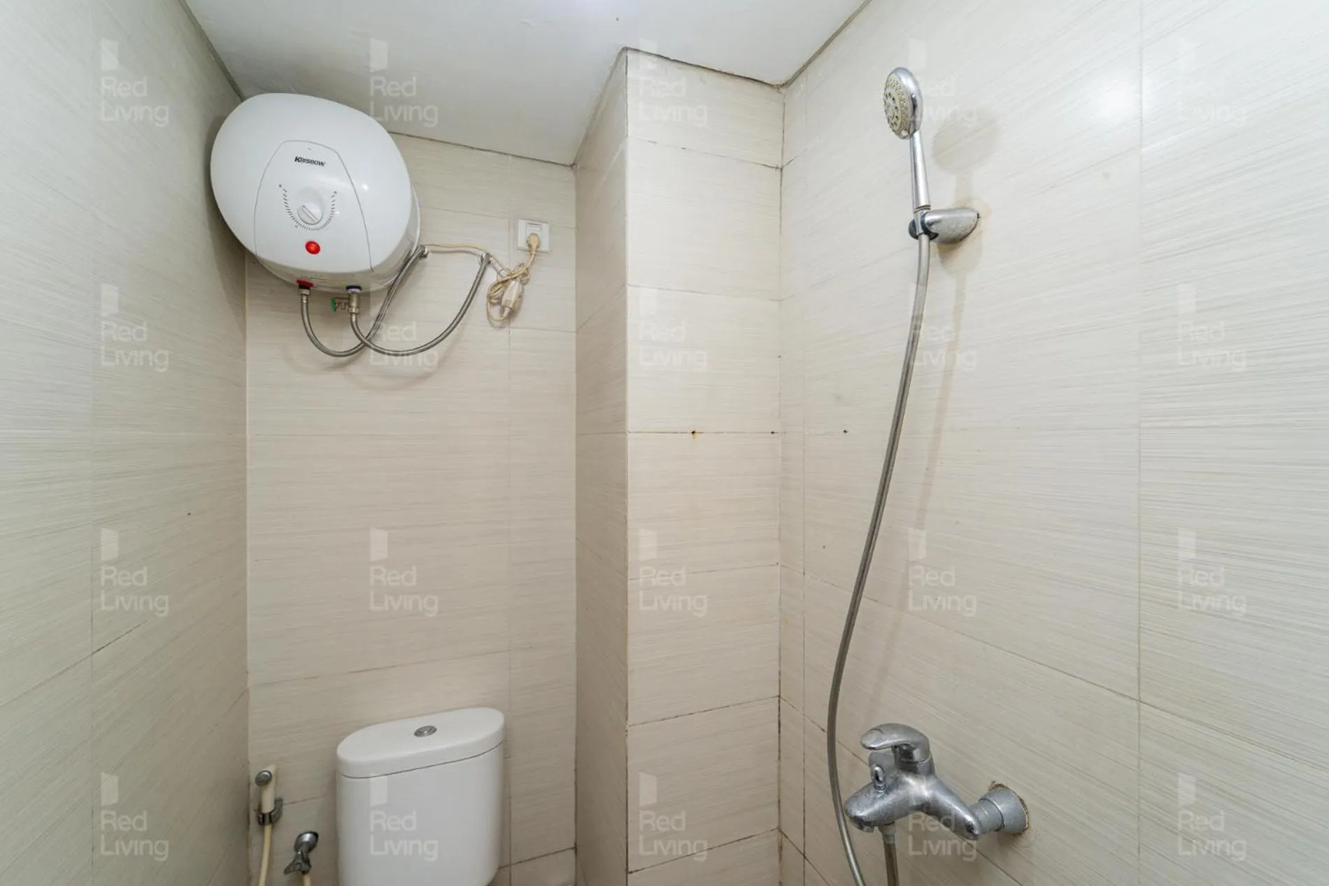 Bathroom in RedLiving Apartemen Gateway Pasteur - Sean Hospitality