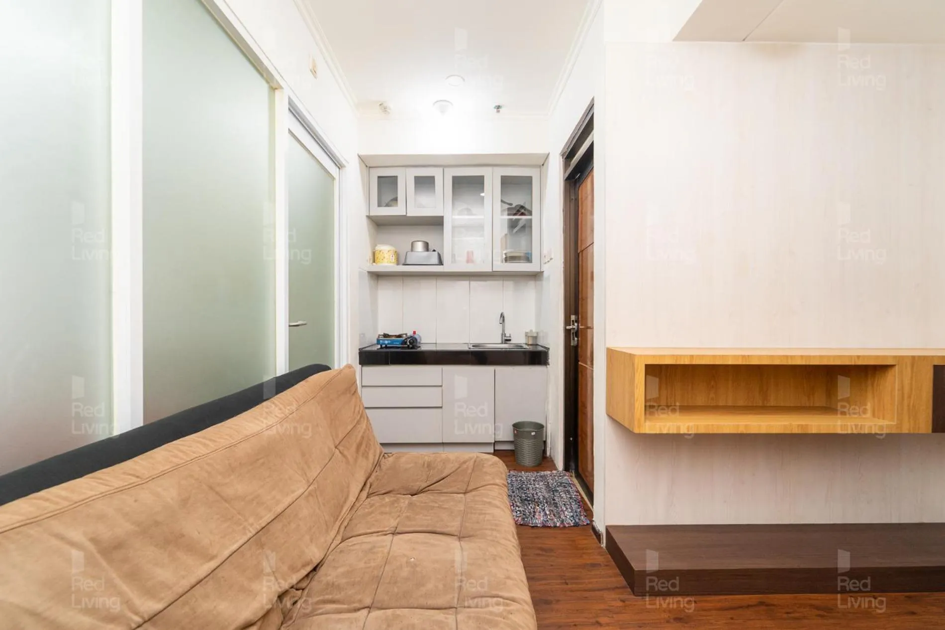 Living room in RedLiving Apartemen Gateway Pasteur - Sean Hospitality