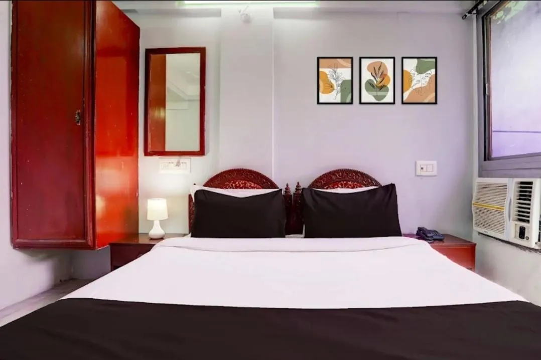 Bed in Hotel Green View International