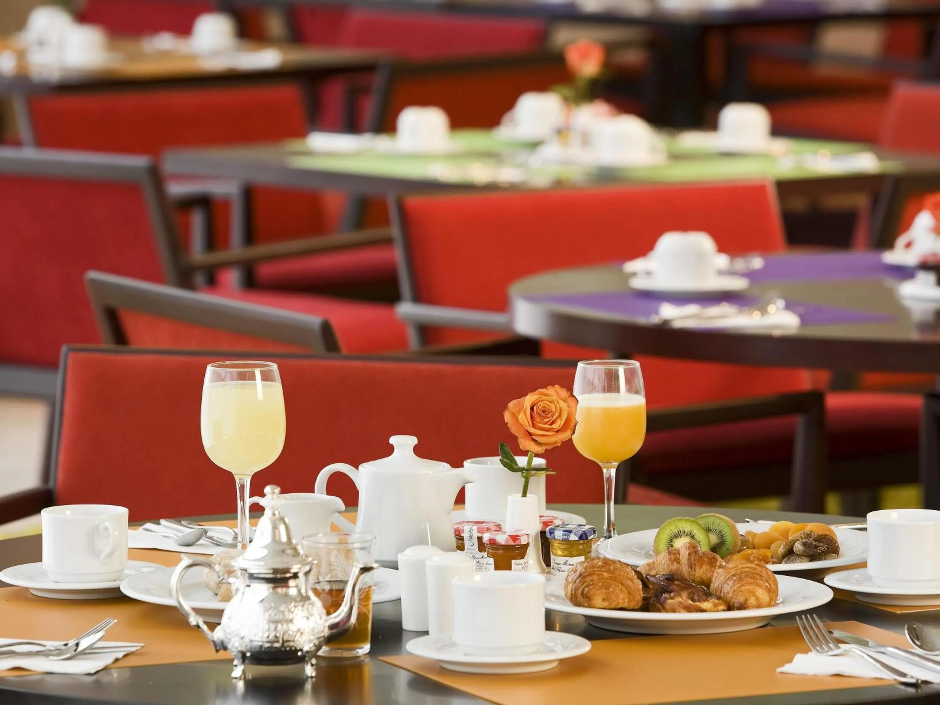 Restaurant/places to eat in Novotel Casablanca City Center