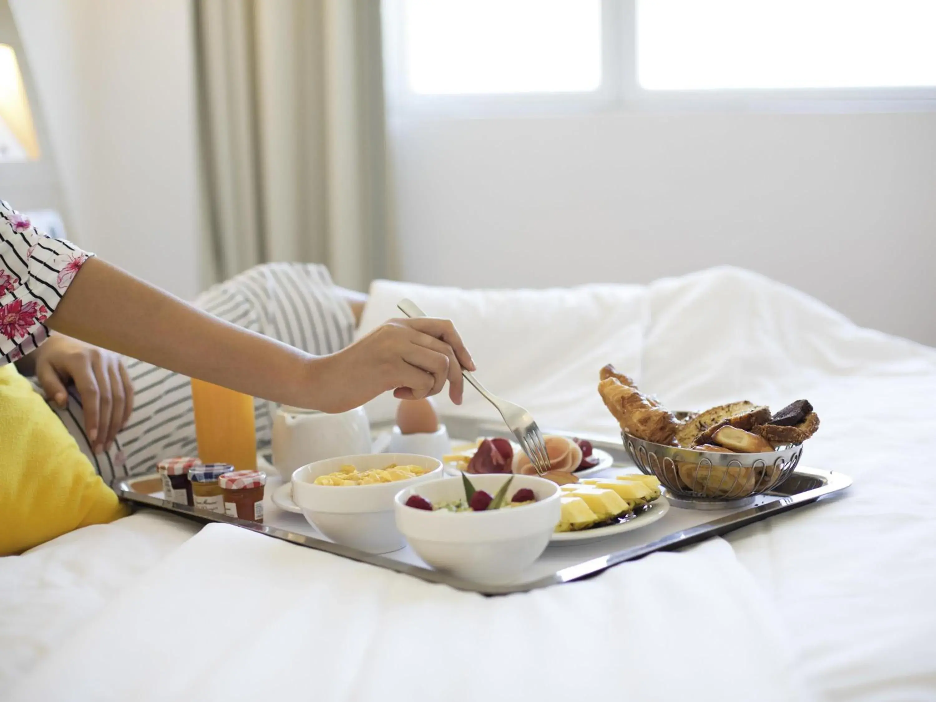 Superior Room - 1 Queen-size bed and Sofa in Novotel Casablanca City Center Superior Room - 1 Queen-size bed and Sofa in Novotel Casablanca City Center