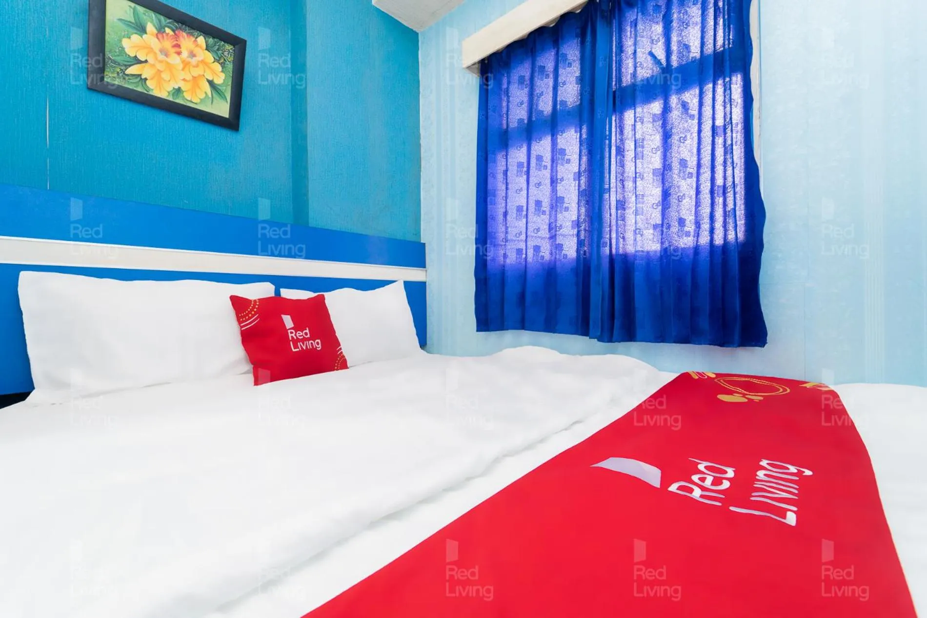 Bedroom, Bed in RedLiving Apartemen The Suites Metro - Prisma