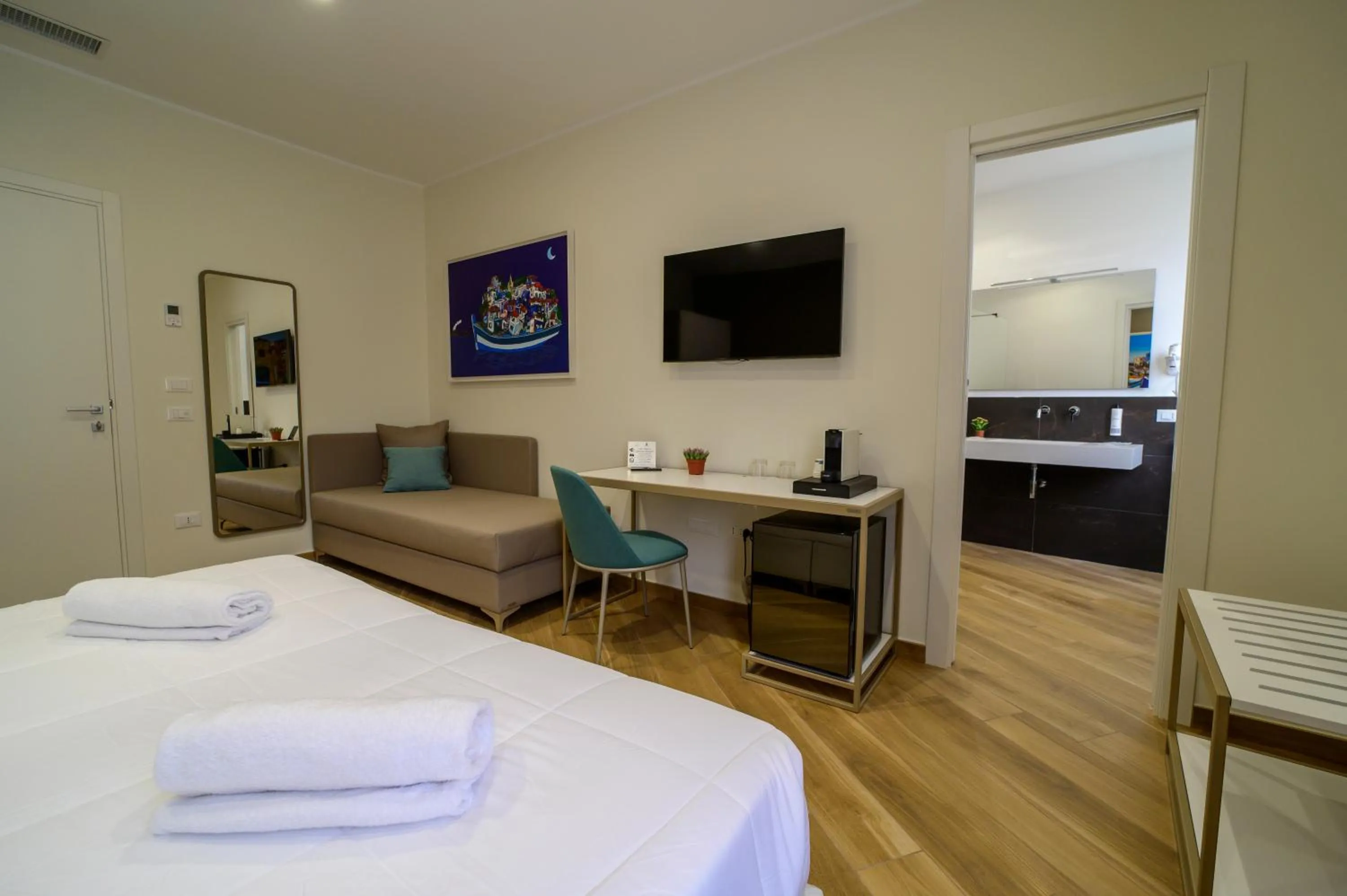 Bed in B&B Maqueda - Room & Suite