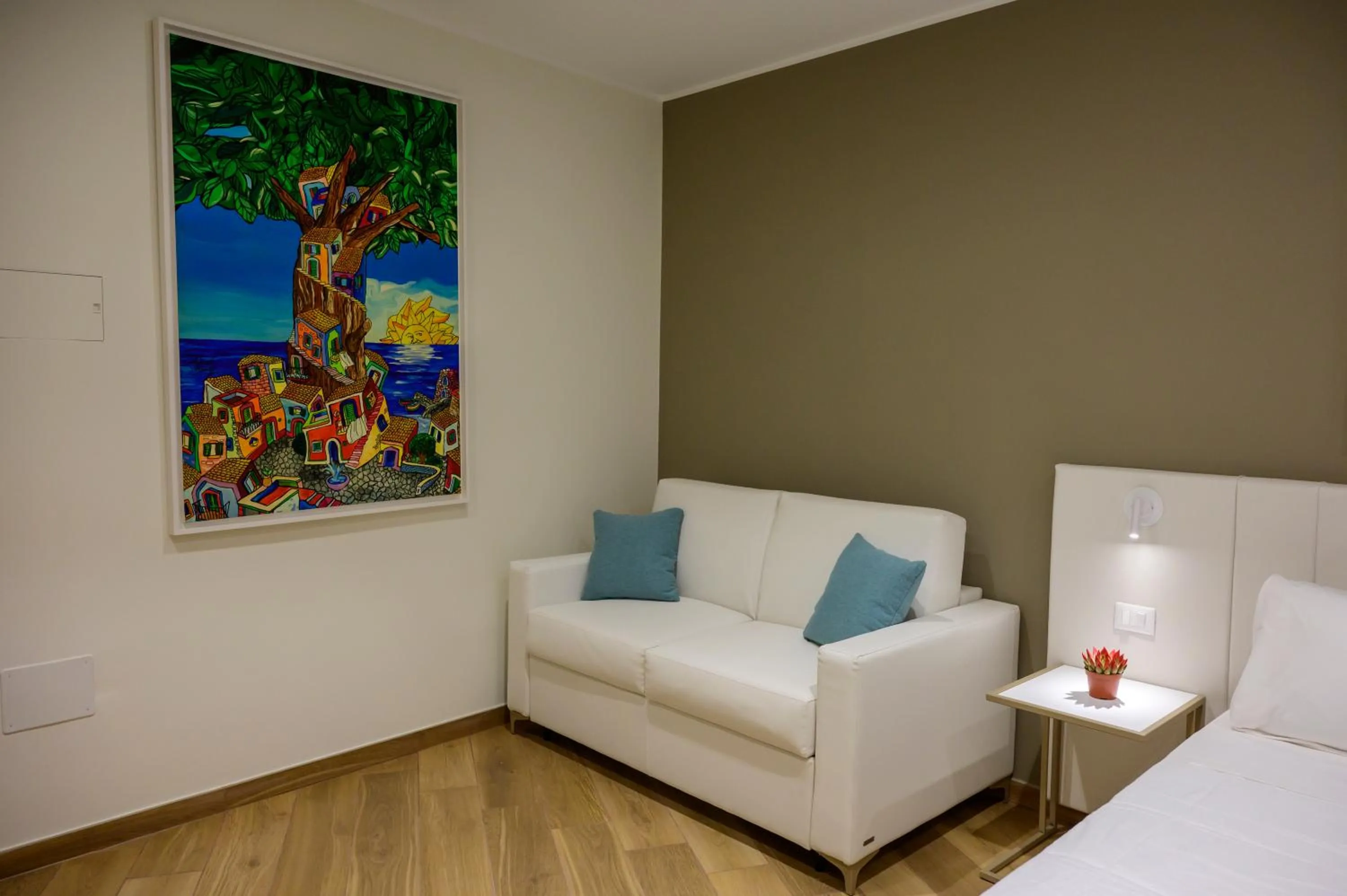 Photo of the whole room, Bed in B&B Maqueda - Room & Suite