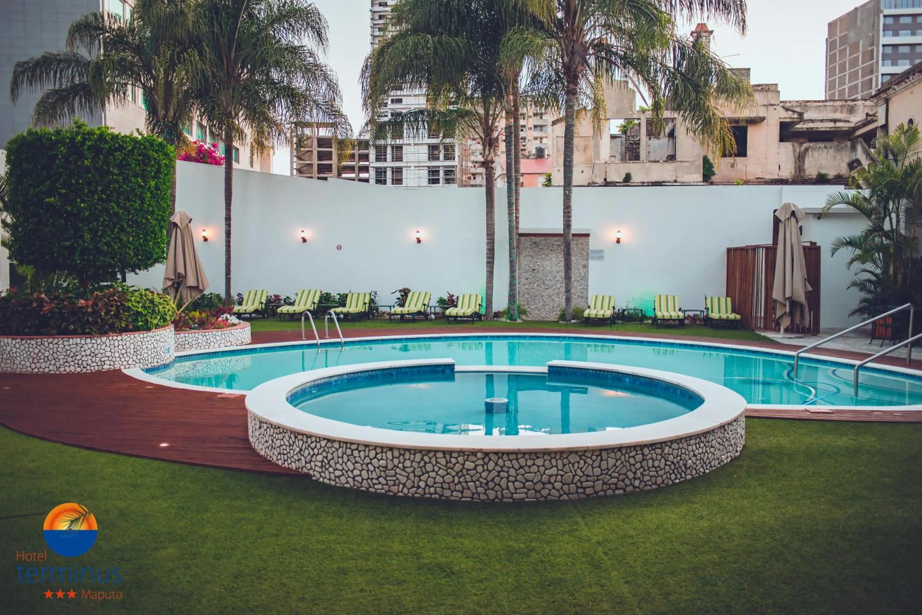 Swimming pool in Hotel Terminus Maputo