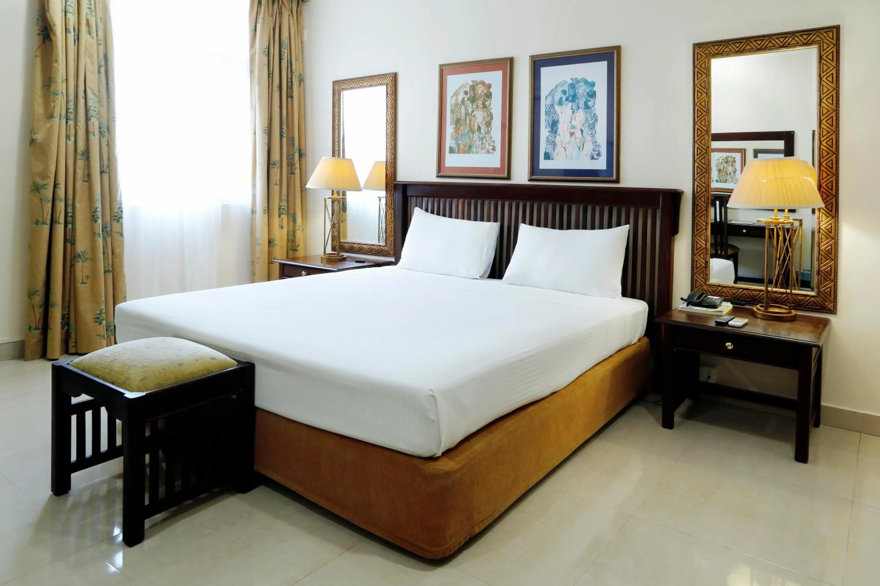 Bedroom, Bed in Hotel Terminus Maputo