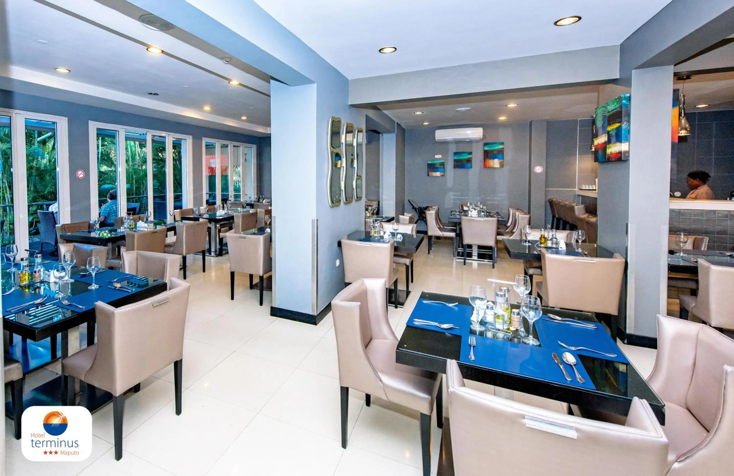Restaurant/places to eat in Hotel Terminus Maputo