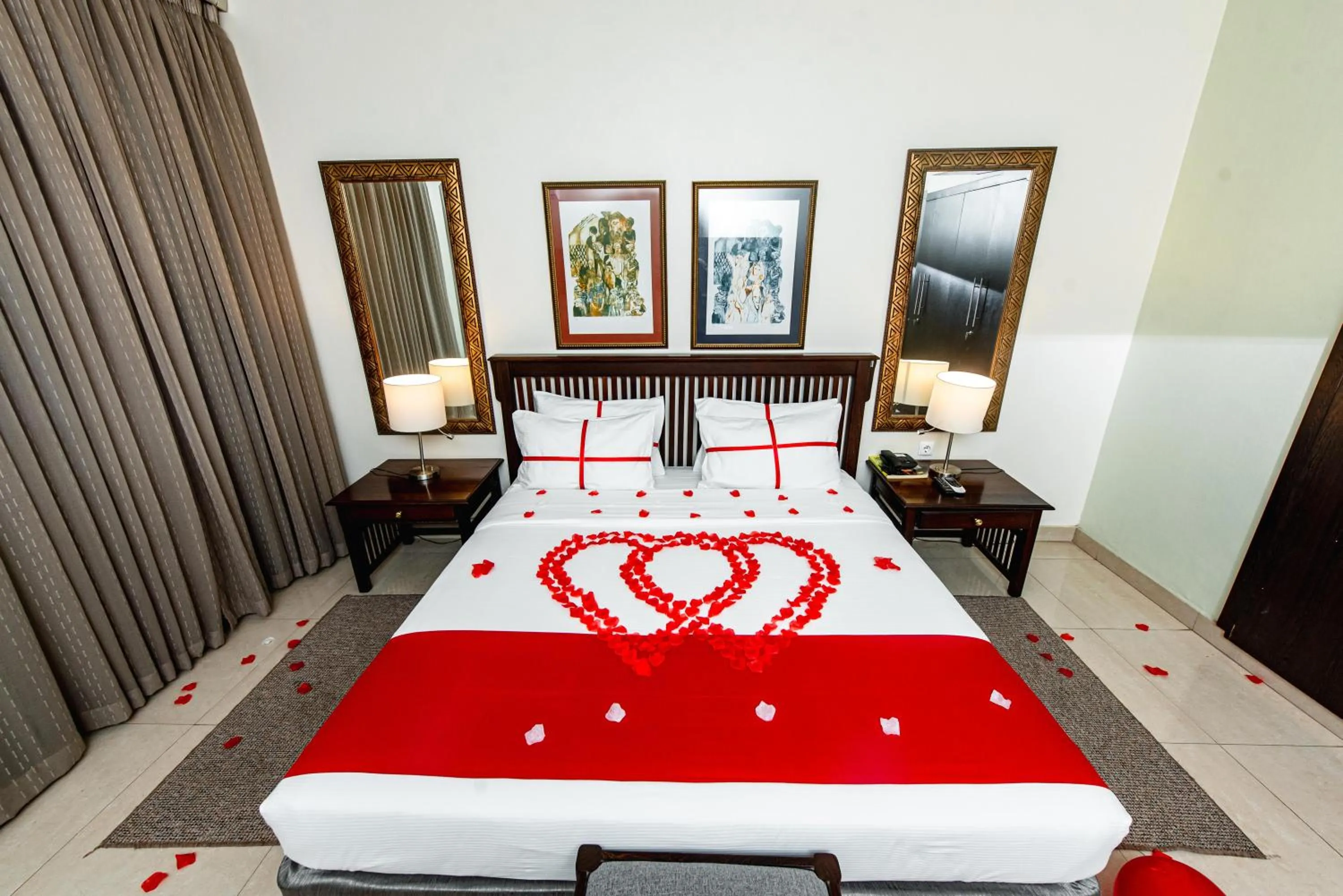 Bed in Hotel Terminus Maputo