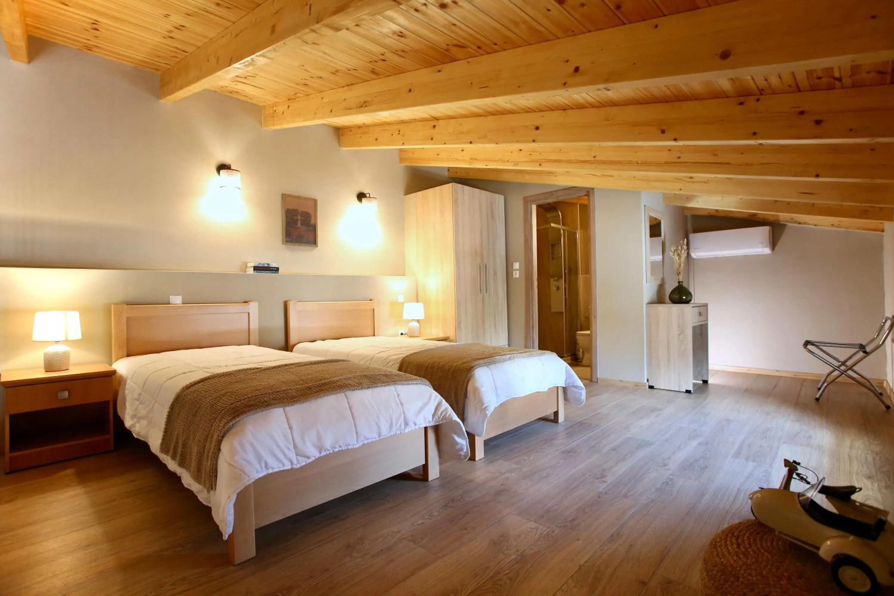 Bedroom, Bed in GK Mediterranean Village - Airport Free Shuttle by GK Properties