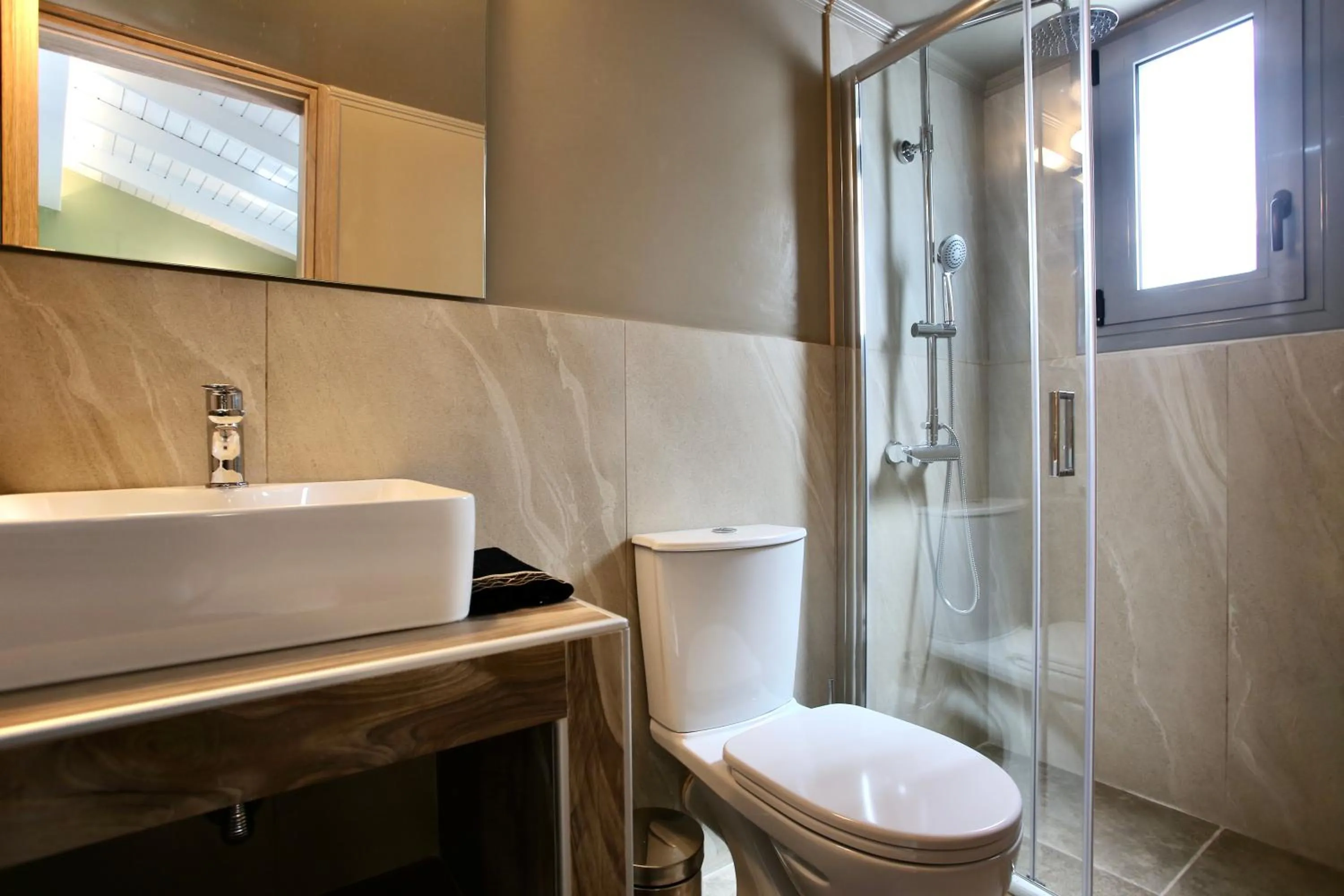 Bathroom in GK Mediterranean Village - Airport Free Shuttle by GK Properties