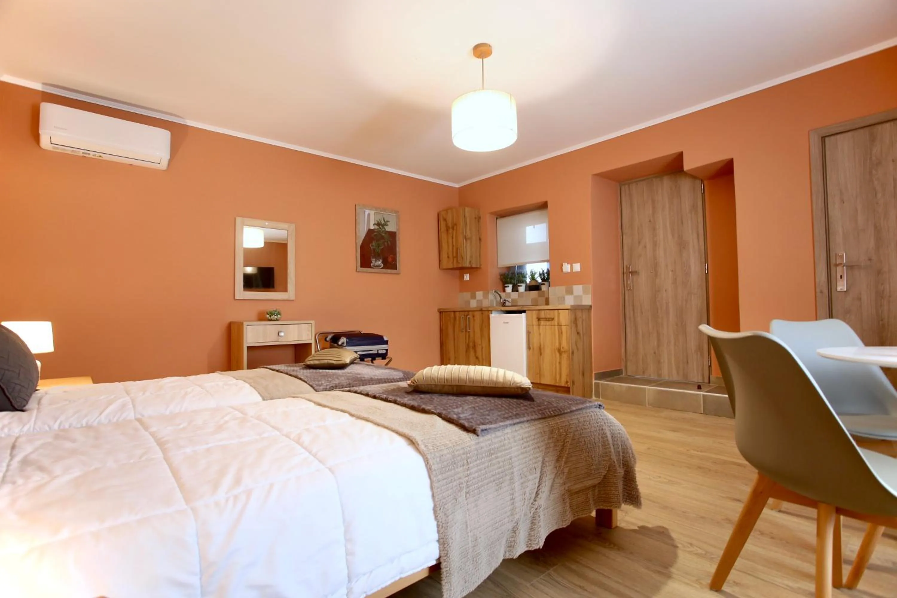 Bedroom, Bed in GK Mediterranean Village - Airport Free Shuttle by GK Properties