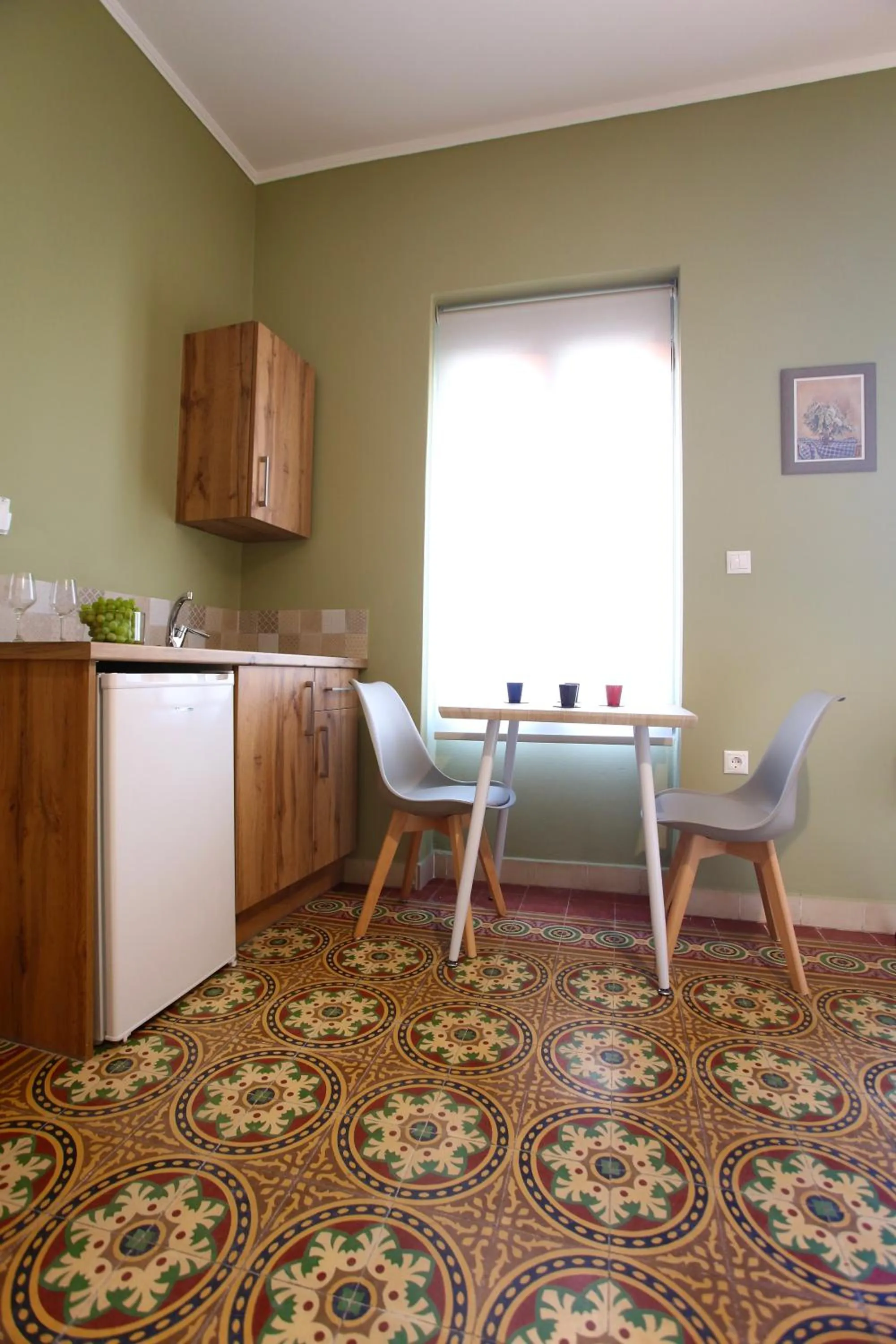 Dining area in GK Mediterranean Village - Airport Free Shuttle by GK Properties