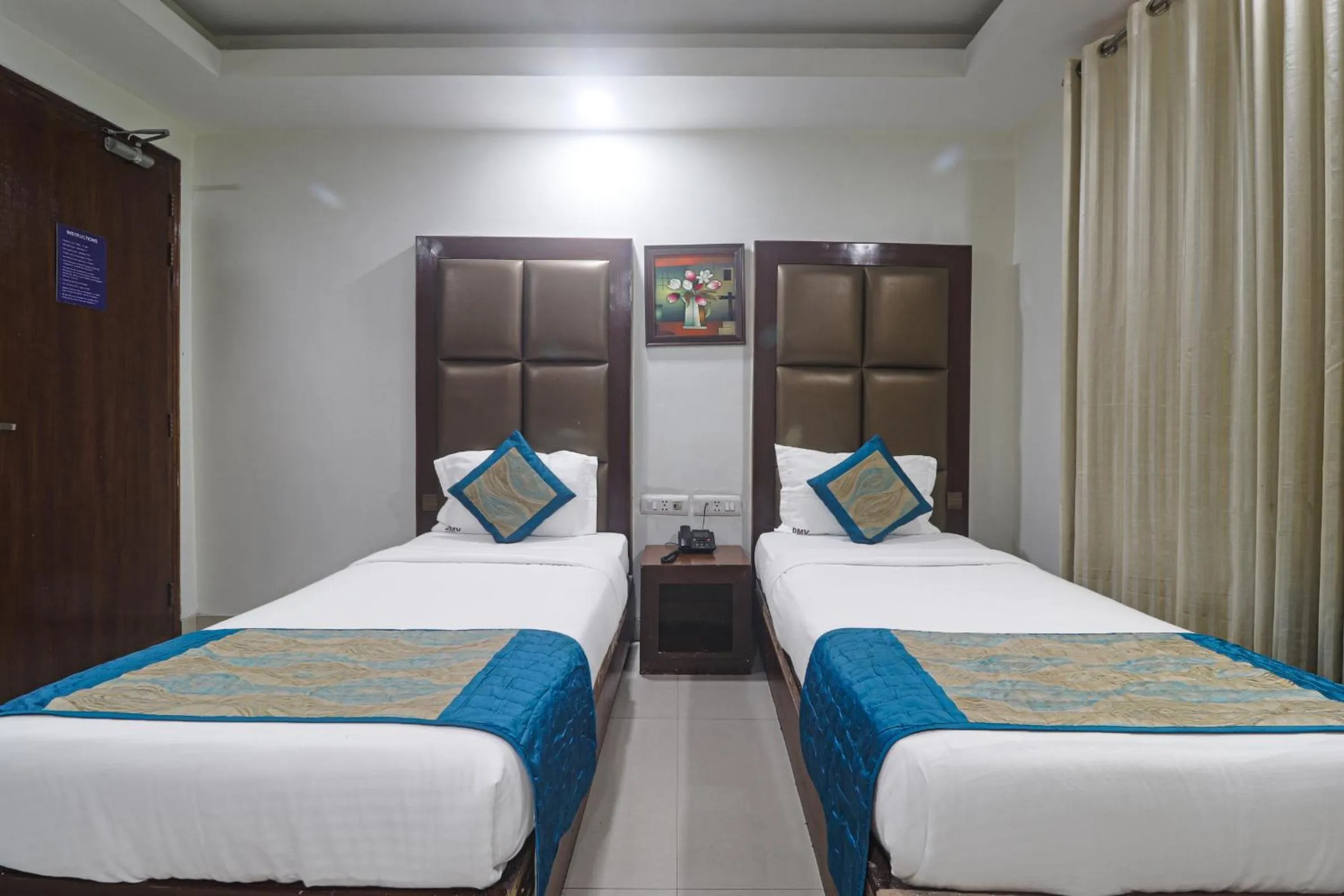 Bed in Hotel Sizzling Starr