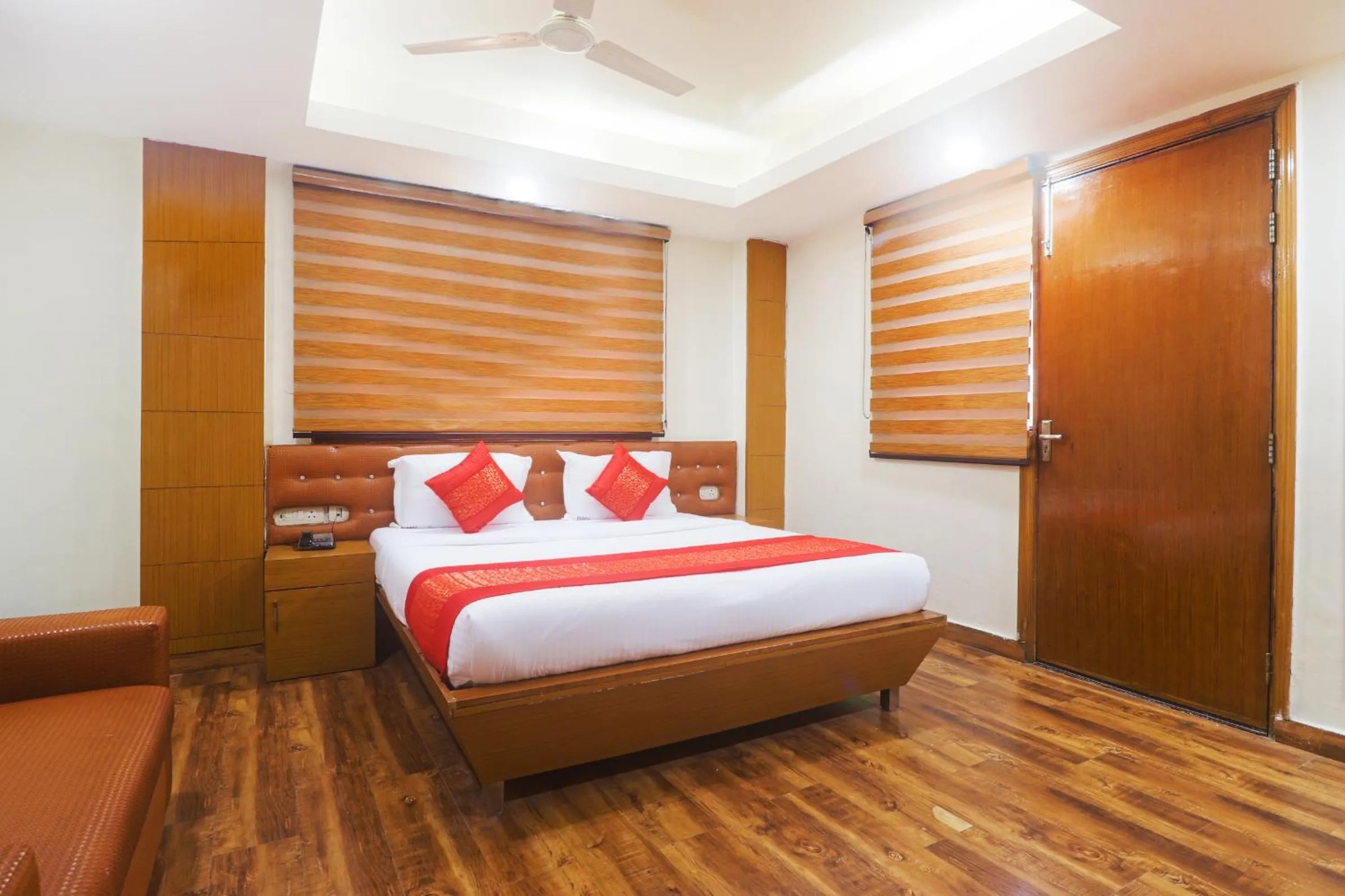 Bed in Hotel Sizzling Starr