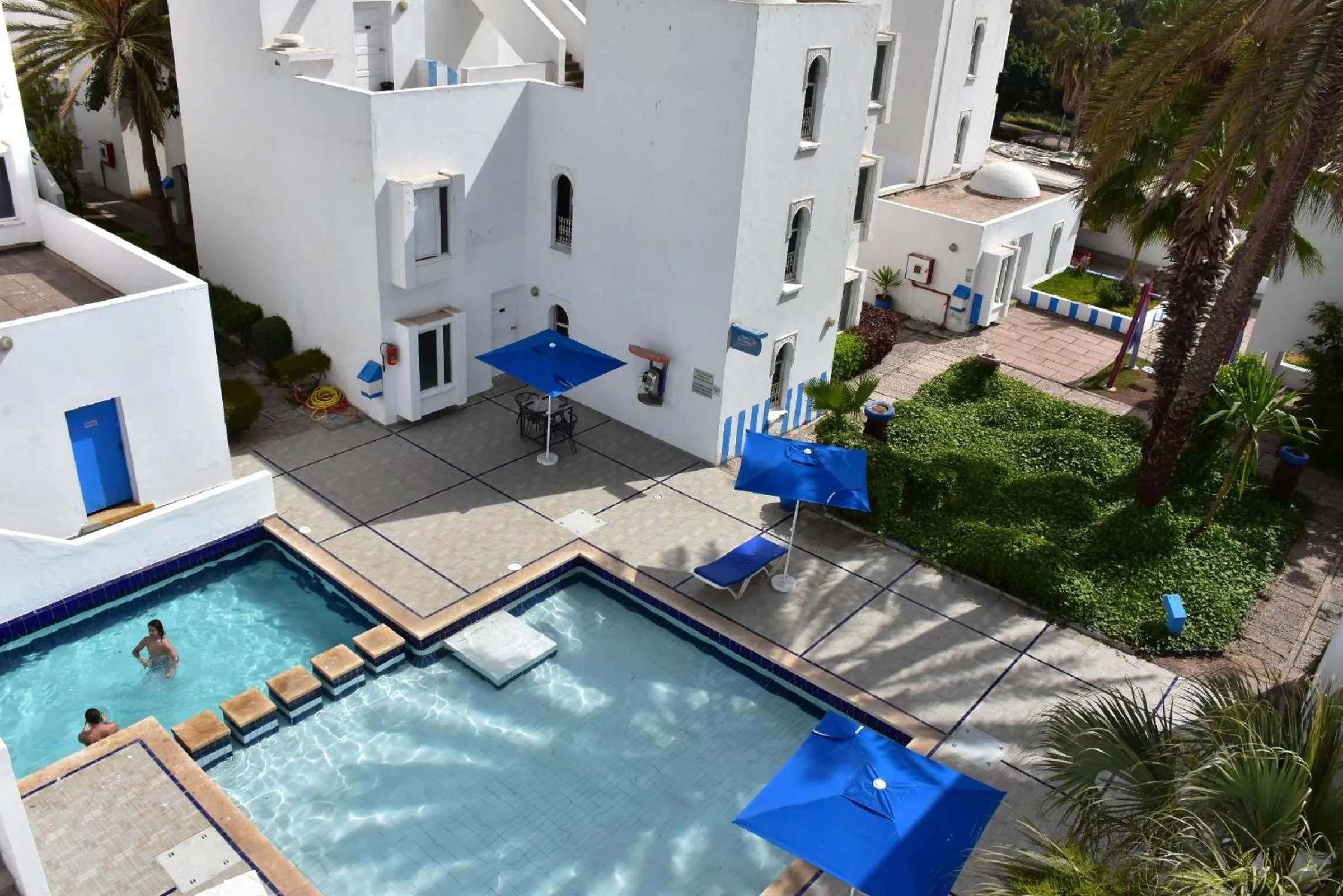Swimming pool in Appart-Hôtel Tagadirt