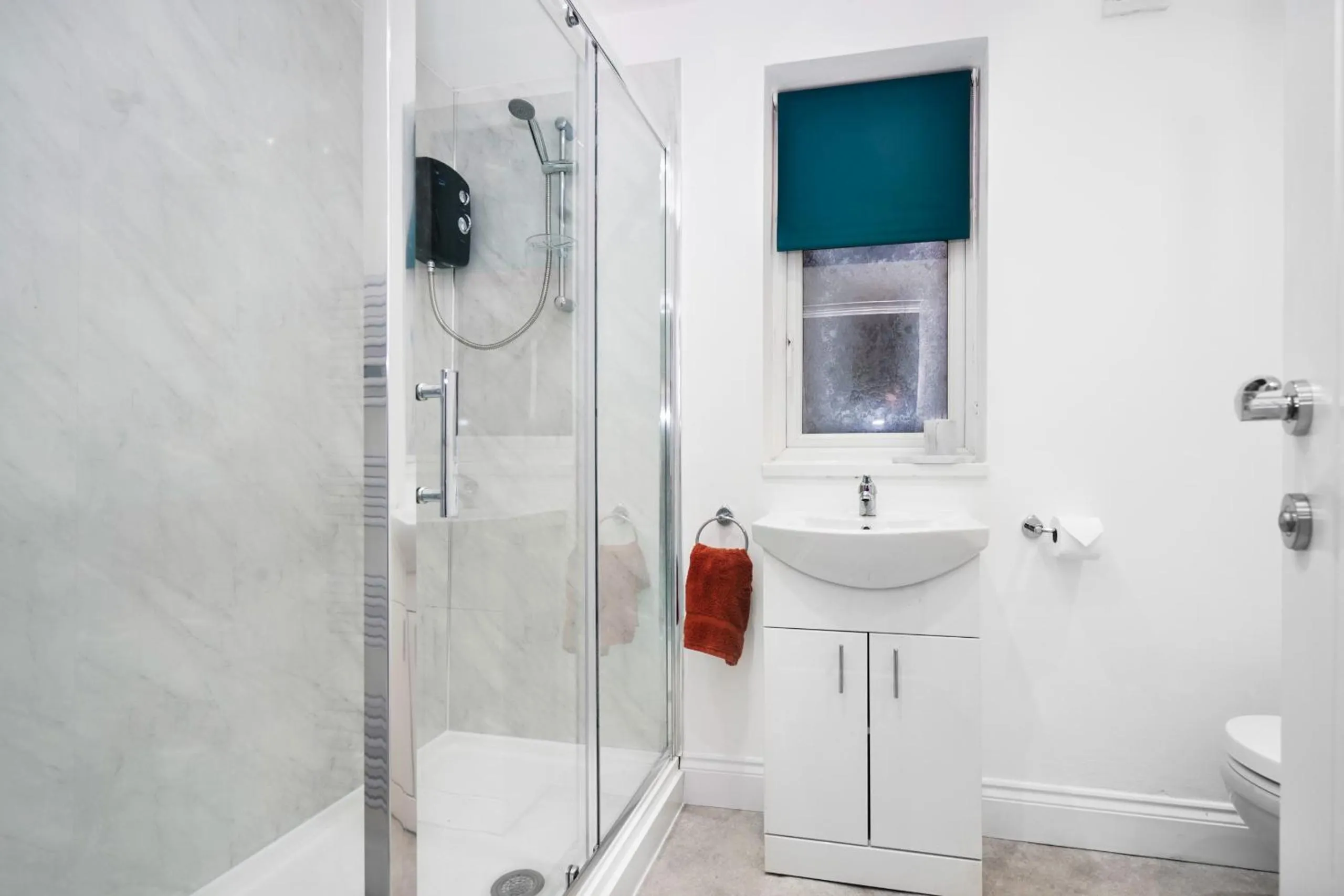 Bathroom in Cowdray Avenue
