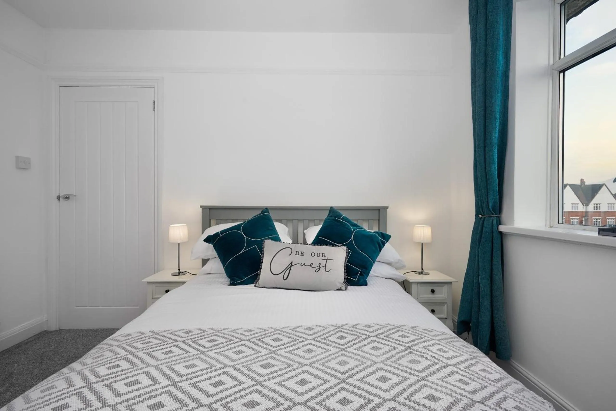 Bedroom in Cowdray Avenue