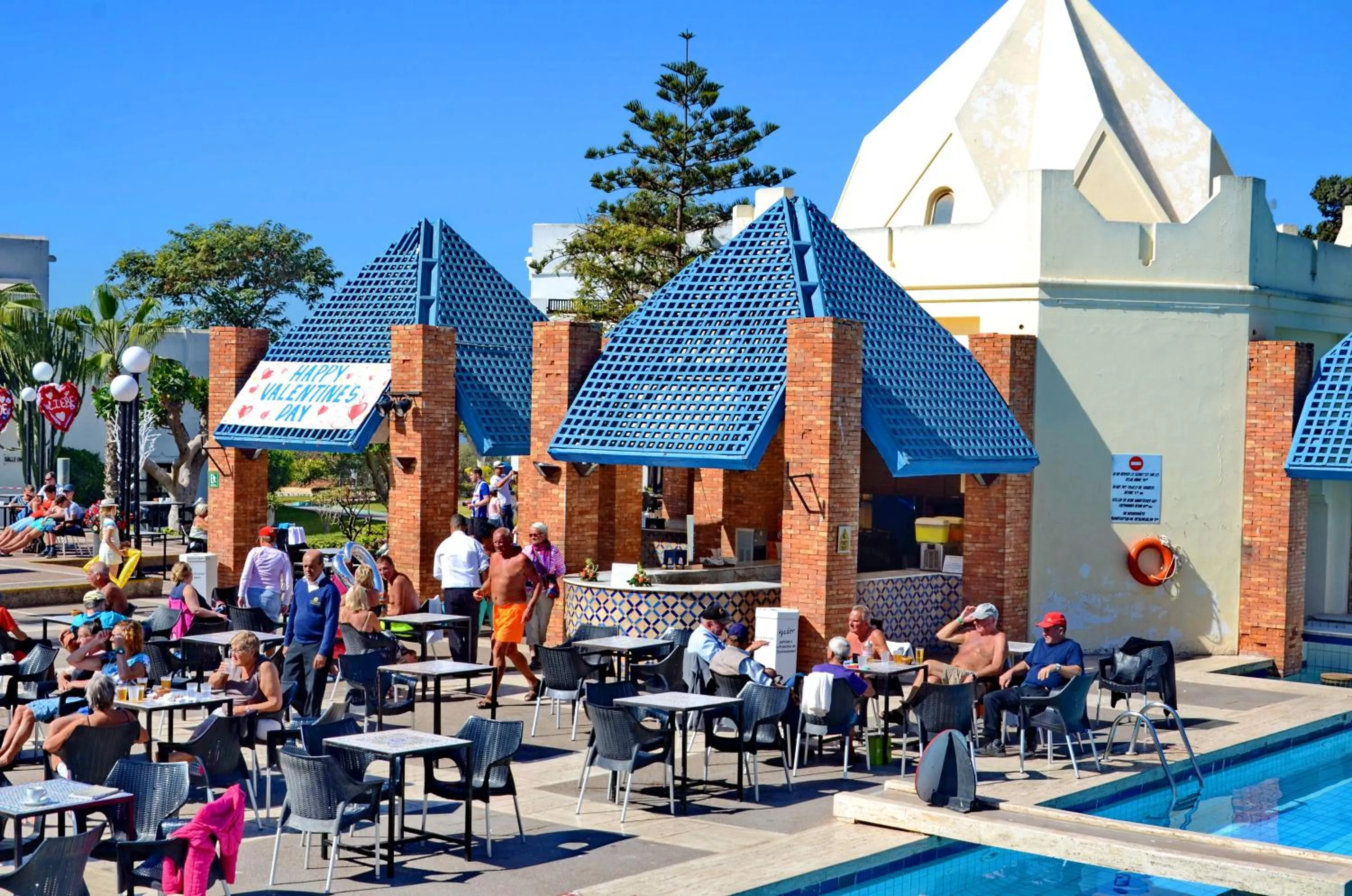 Lounge or bar in El Pueblo Tamlelt