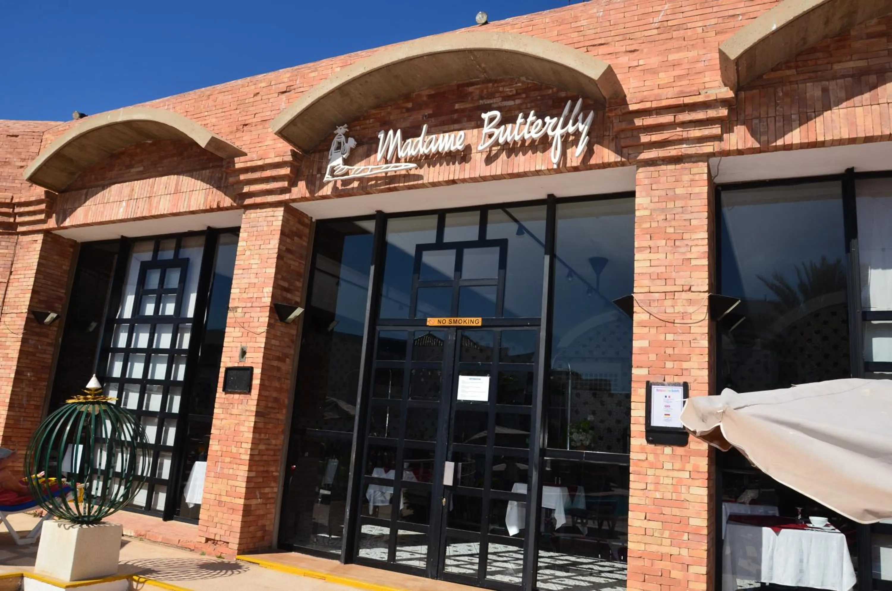 Dinner in El Pueblo Tamlelt