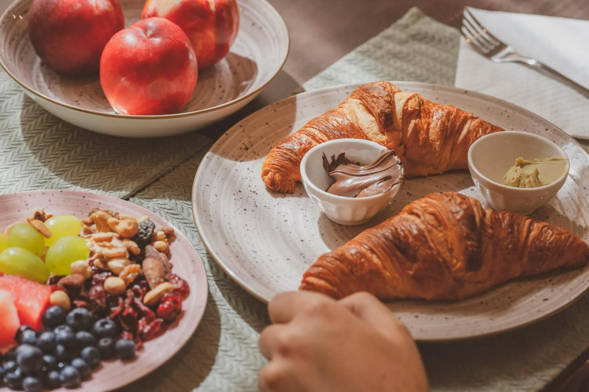 Breakfast in Maria Rosa Suites