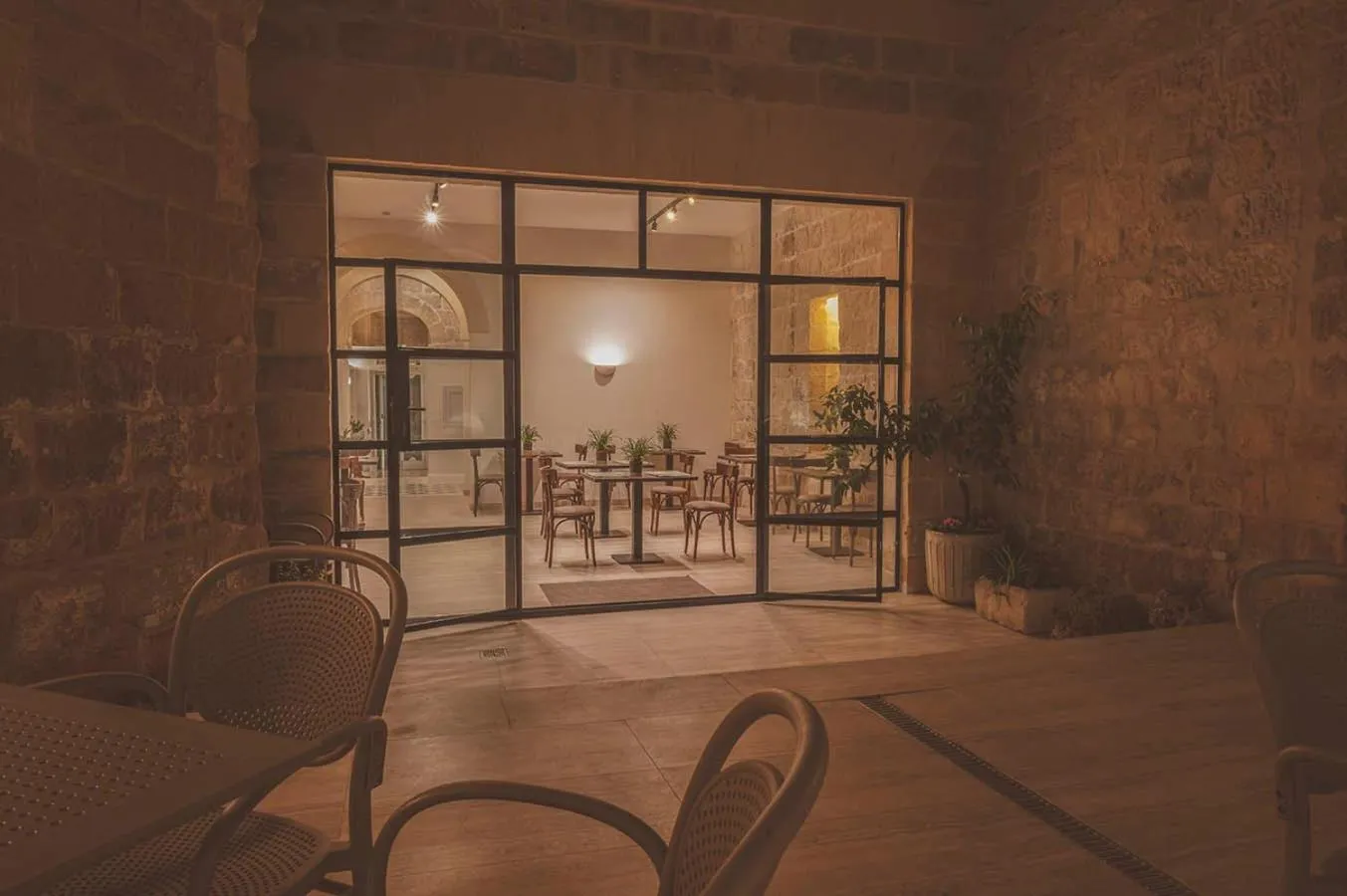 Seating area in Maria Rosa Suites