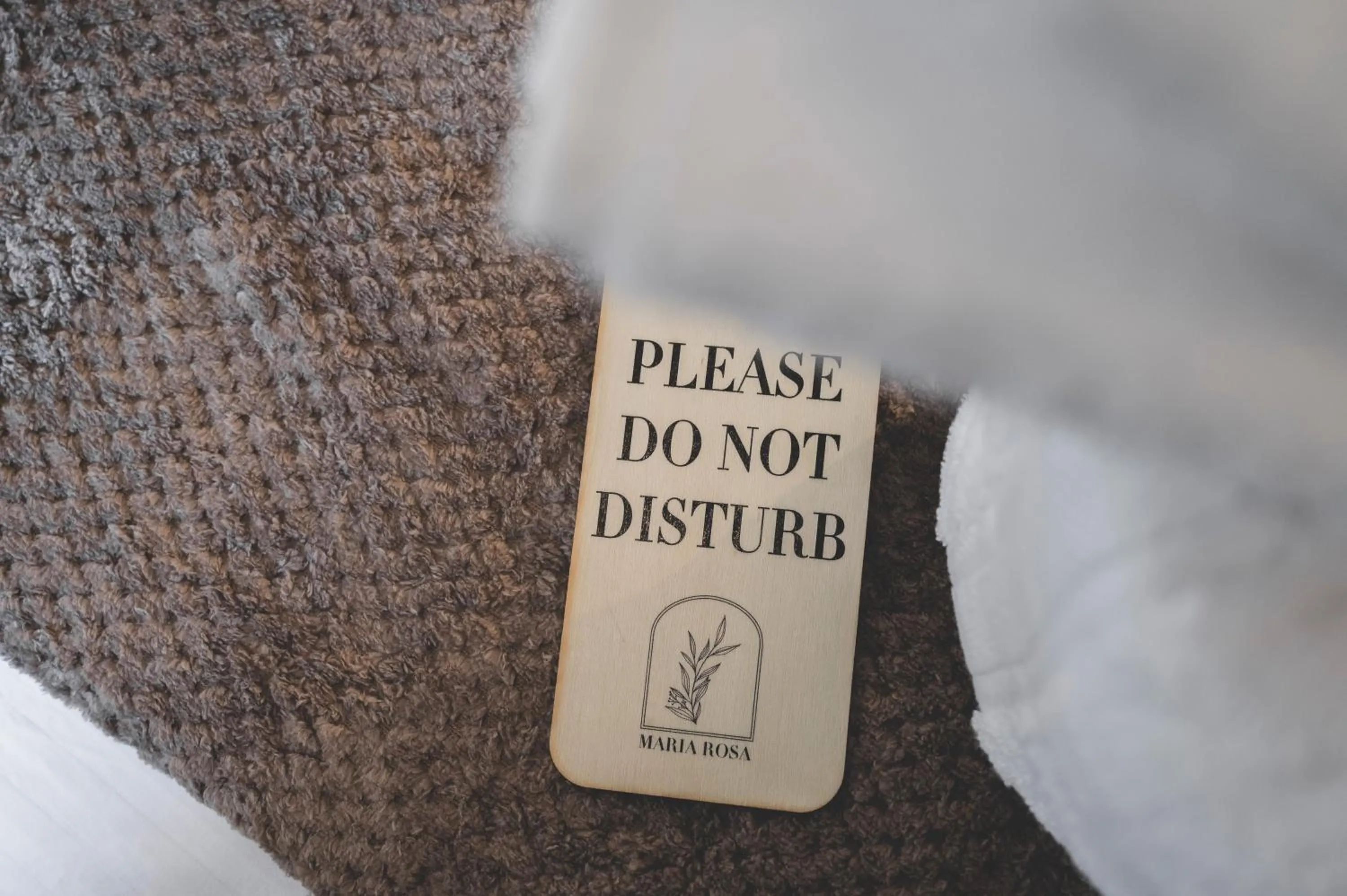 Logo/Certificate/Sign in Maria Rosa Suites