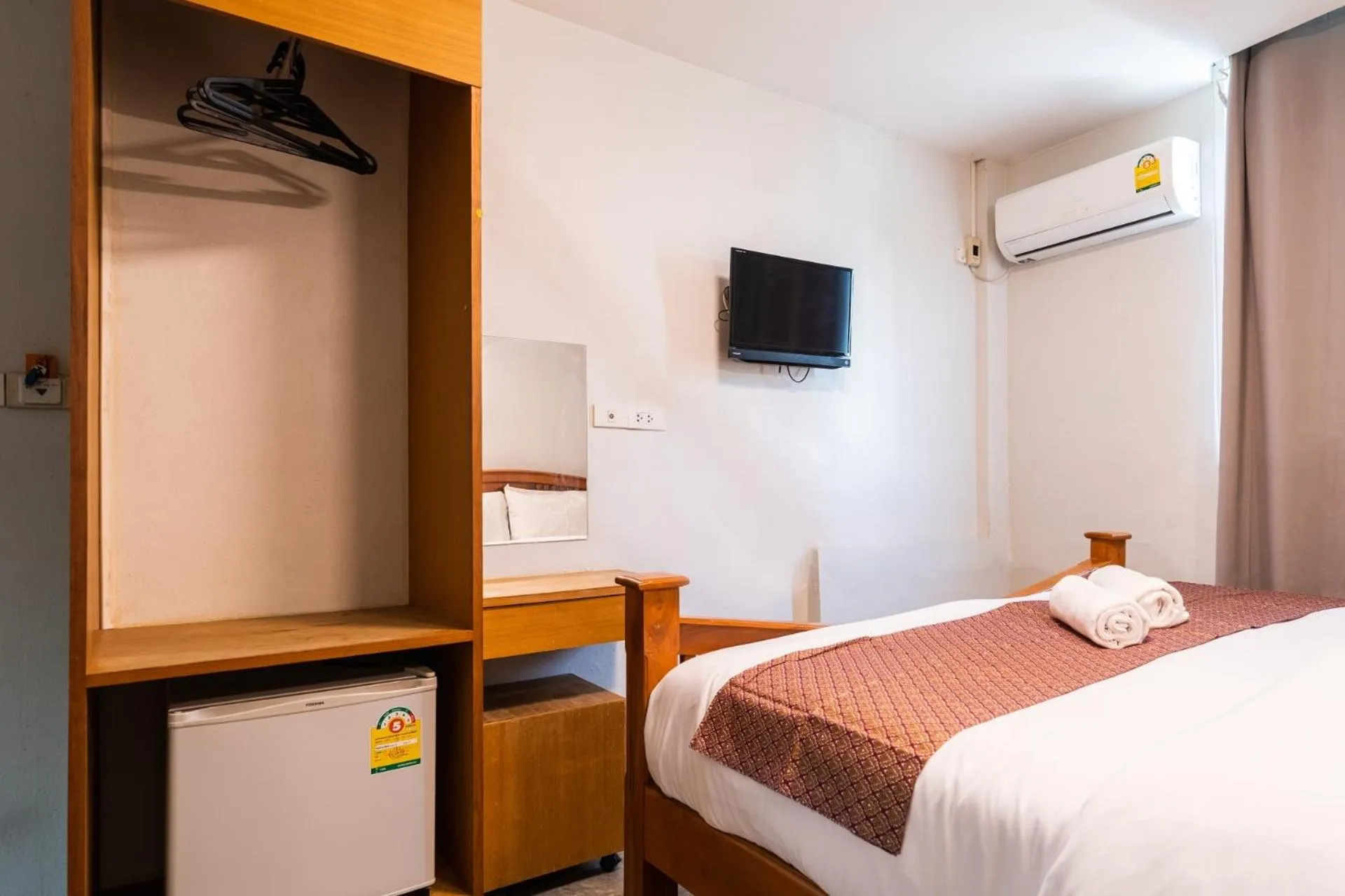 Communal lounge/ TV room in XX GO INN Khaosan Road โกอินน์ ตรอกข้าวสาร