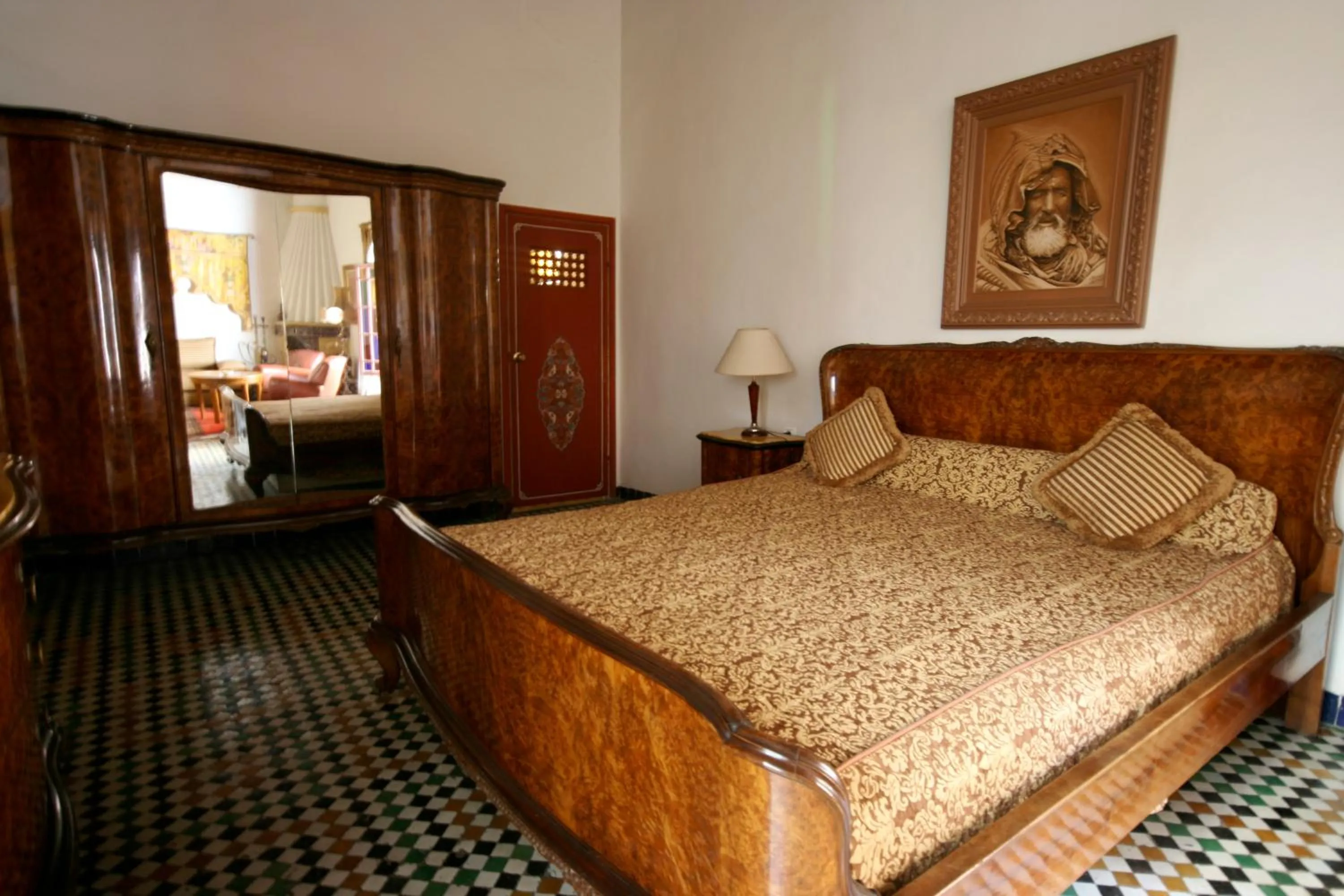 Bed in Riad El Ghalia