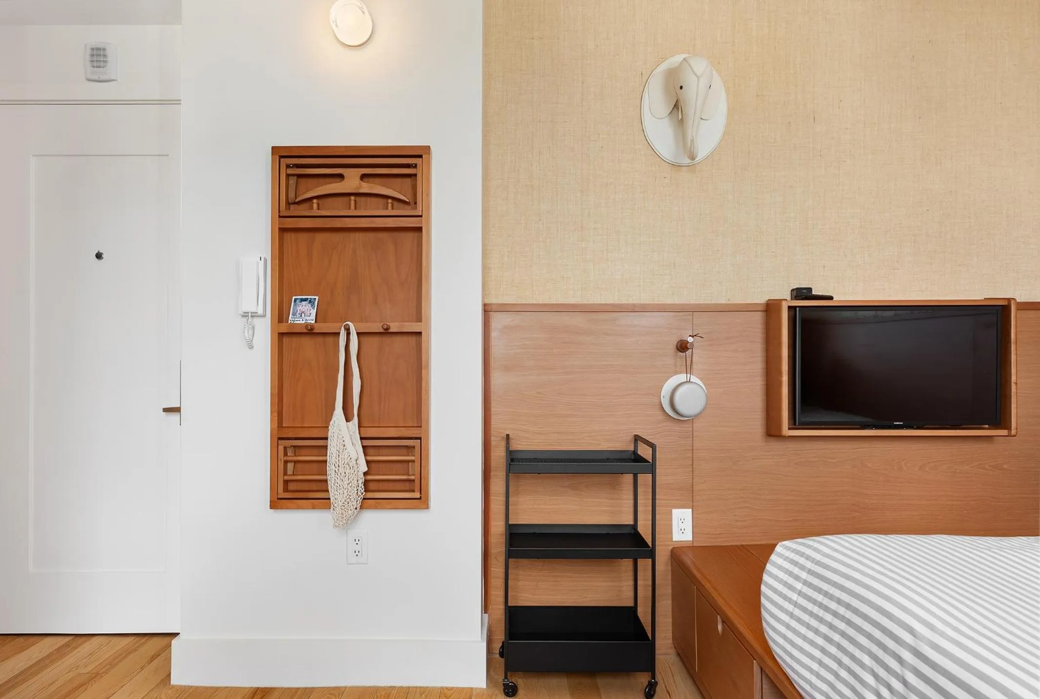 Bedroom, Bed in UNTITLED at 3 Freeman Alley