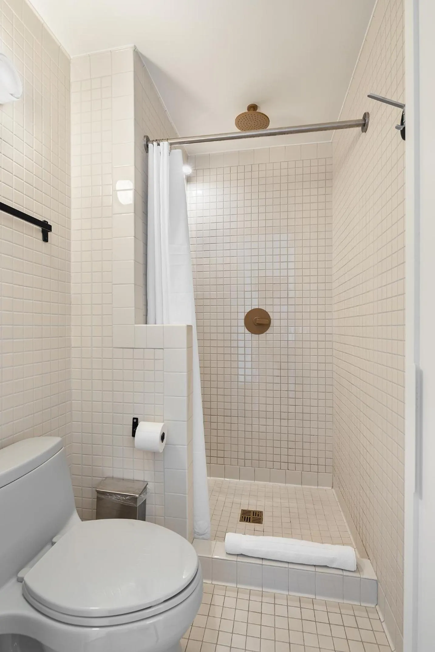 Shower in UNTITLED at 3 Freeman Alley