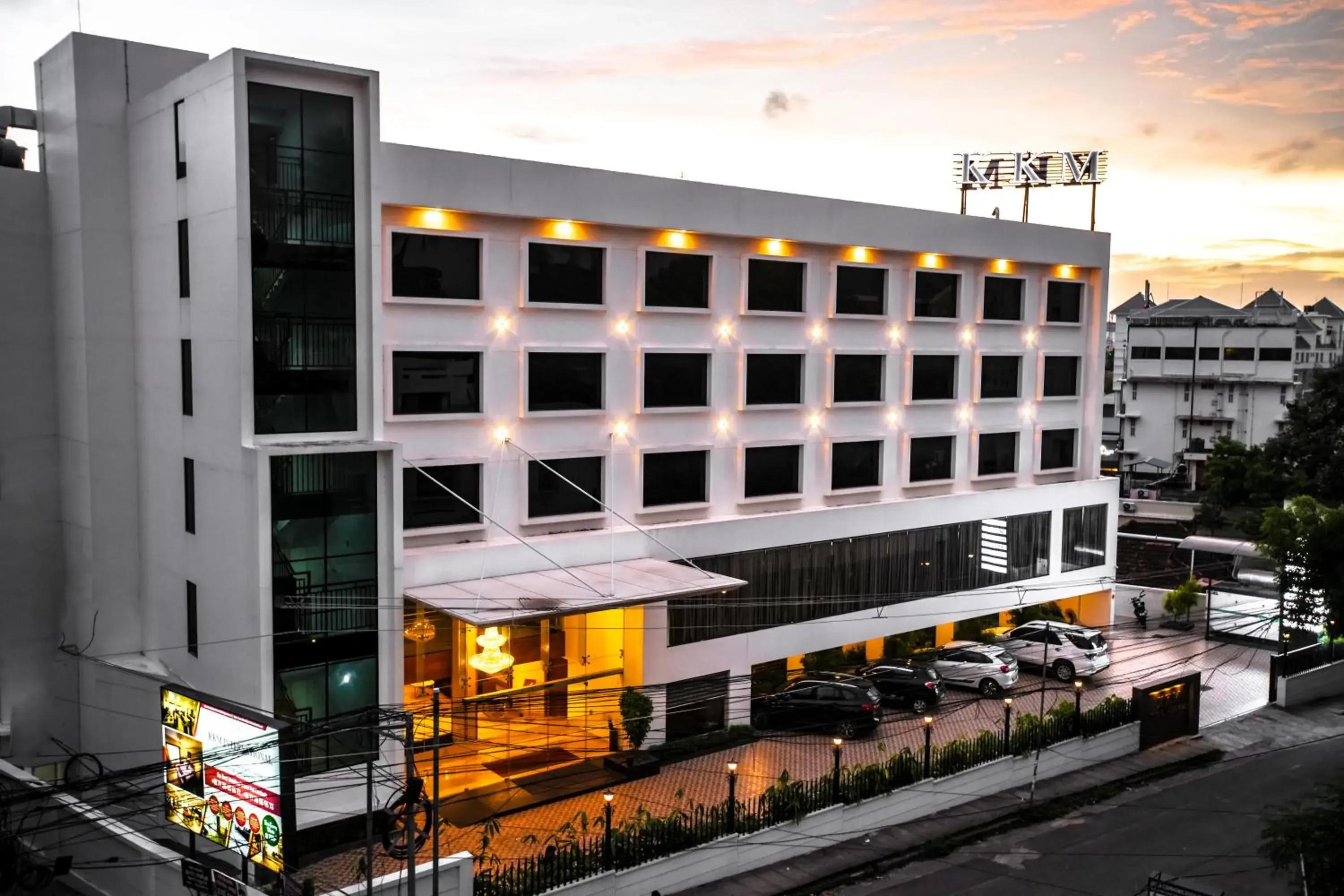 KKM INTERNATIONAL KKM INTERNATIONAL