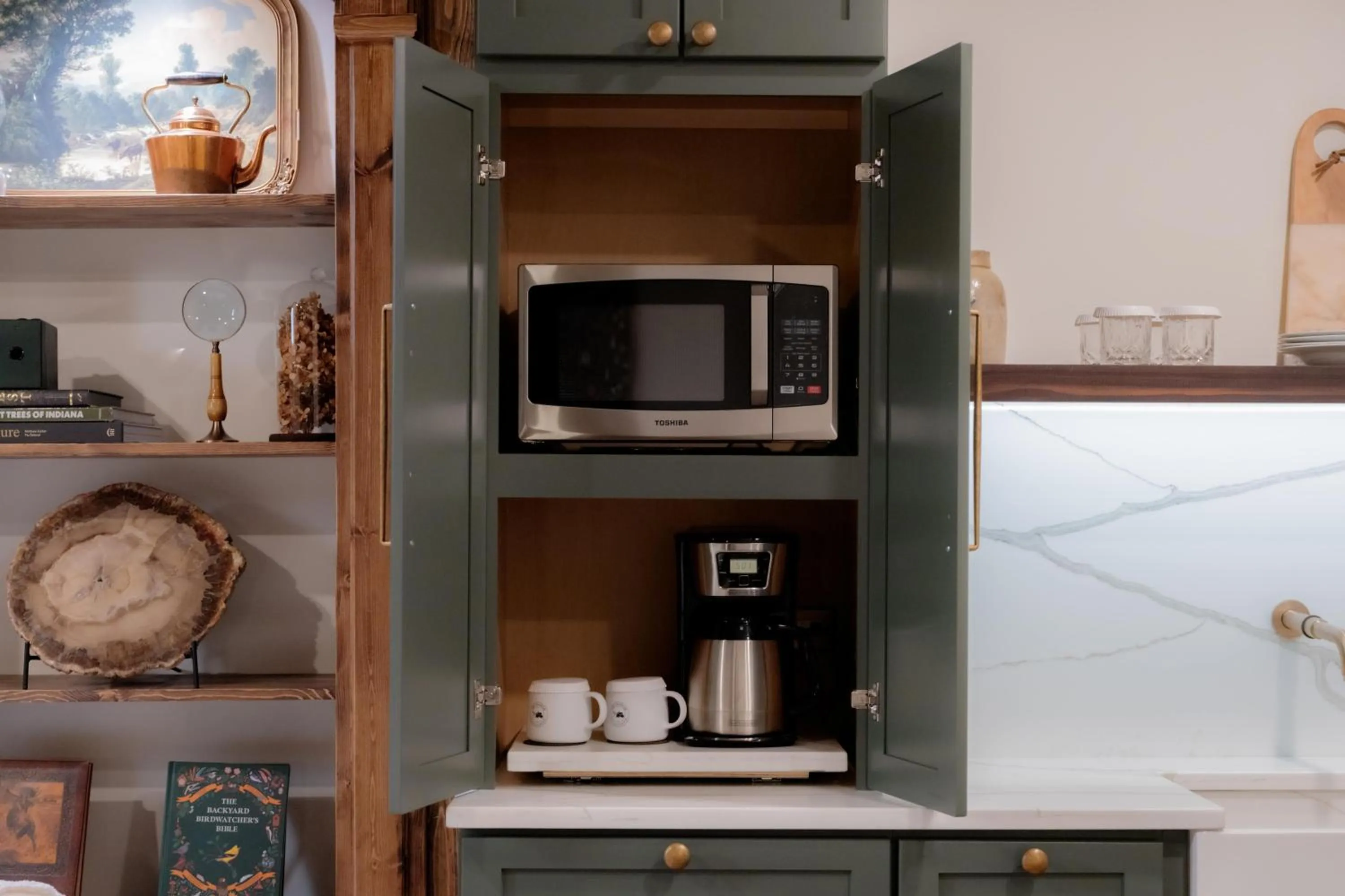 Kitchen or kitchenette in The Chandler Hotel