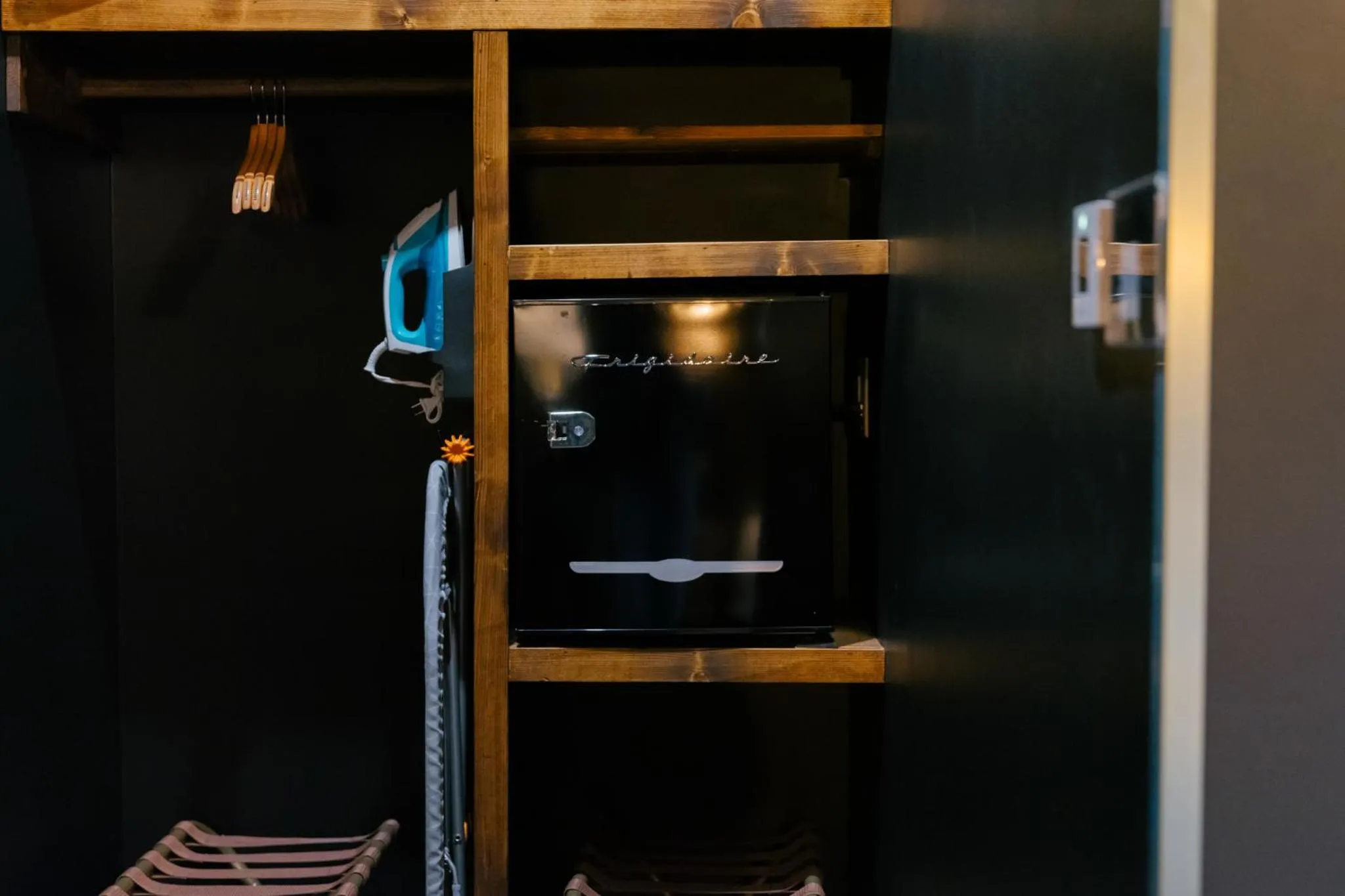 wardrobe in The Chandler Hotel