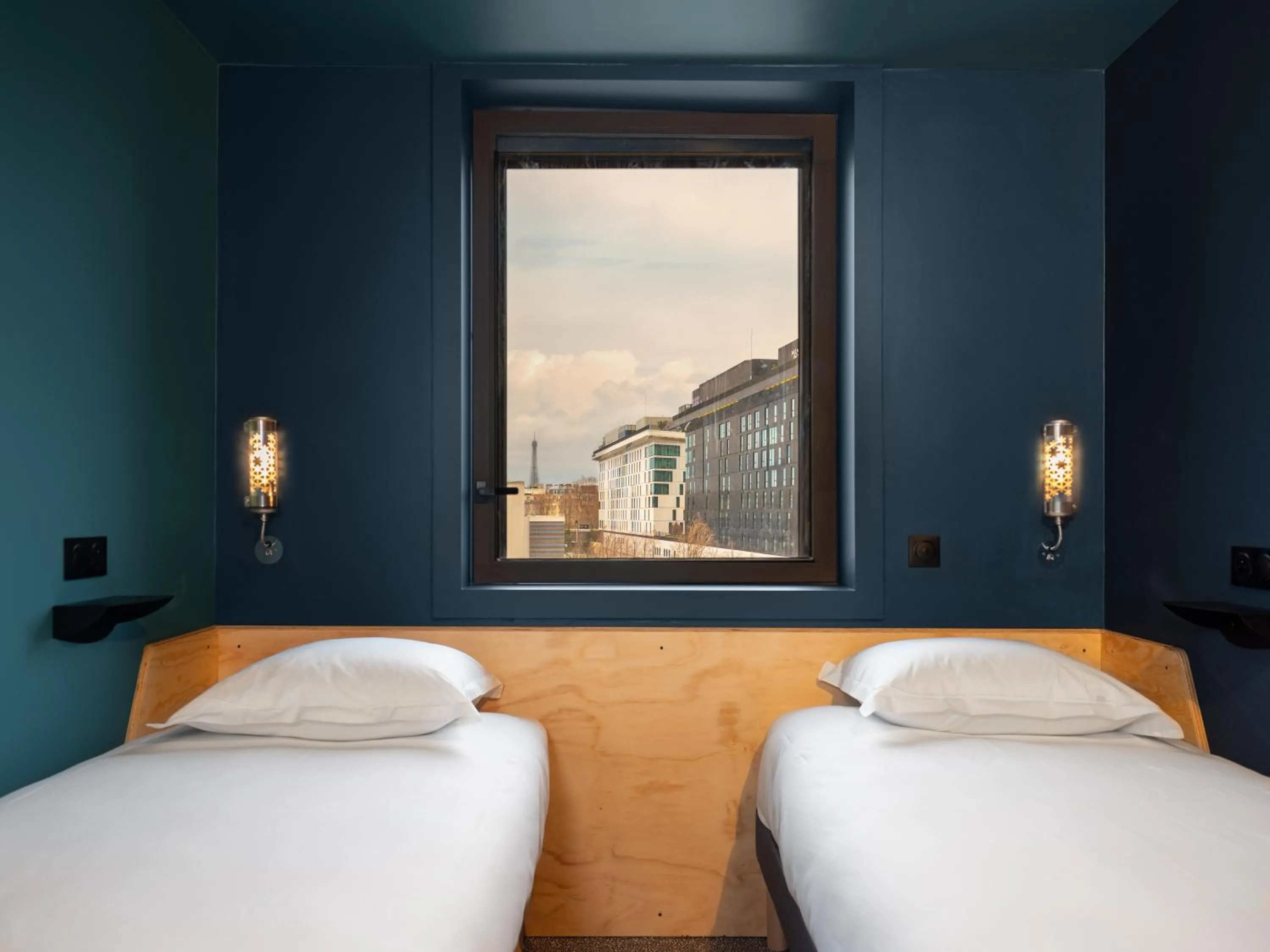 Bed in Eklo Hotels Paris Porte de Versailles