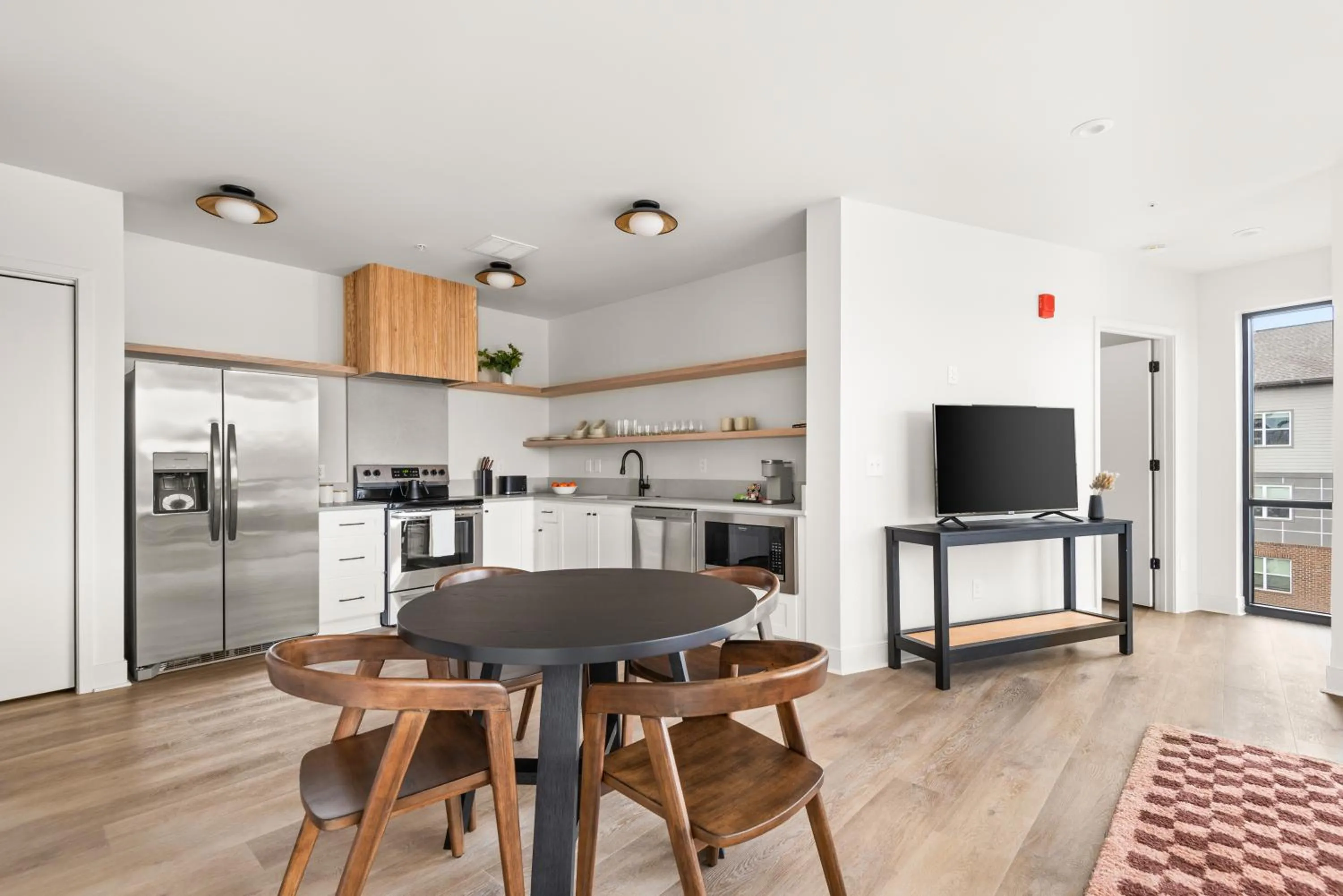 Kitchen or kitchenette in The Eighteen by Locale