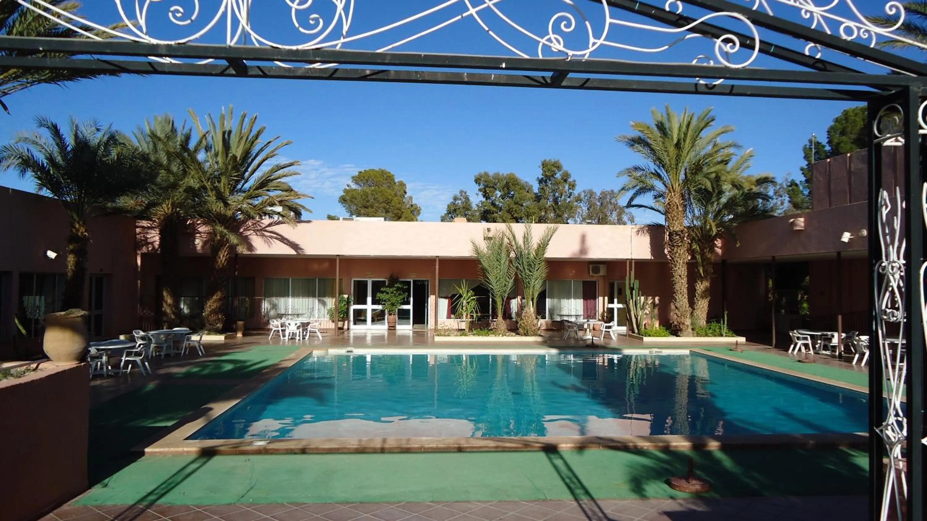 Swimming pool in Le Zat