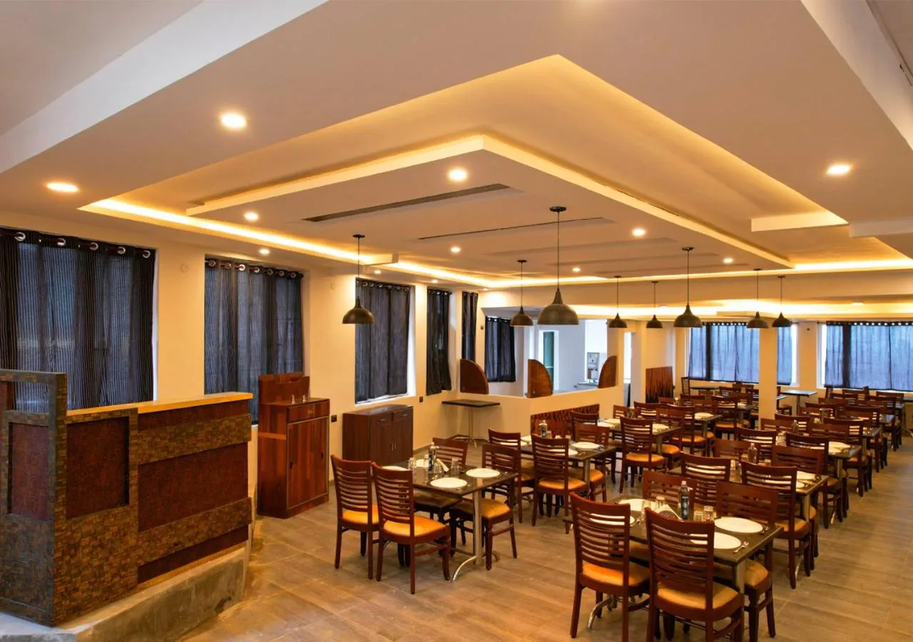 Restaurant/places to eat in Lazo Eucy Paradise ,Kodaikanal