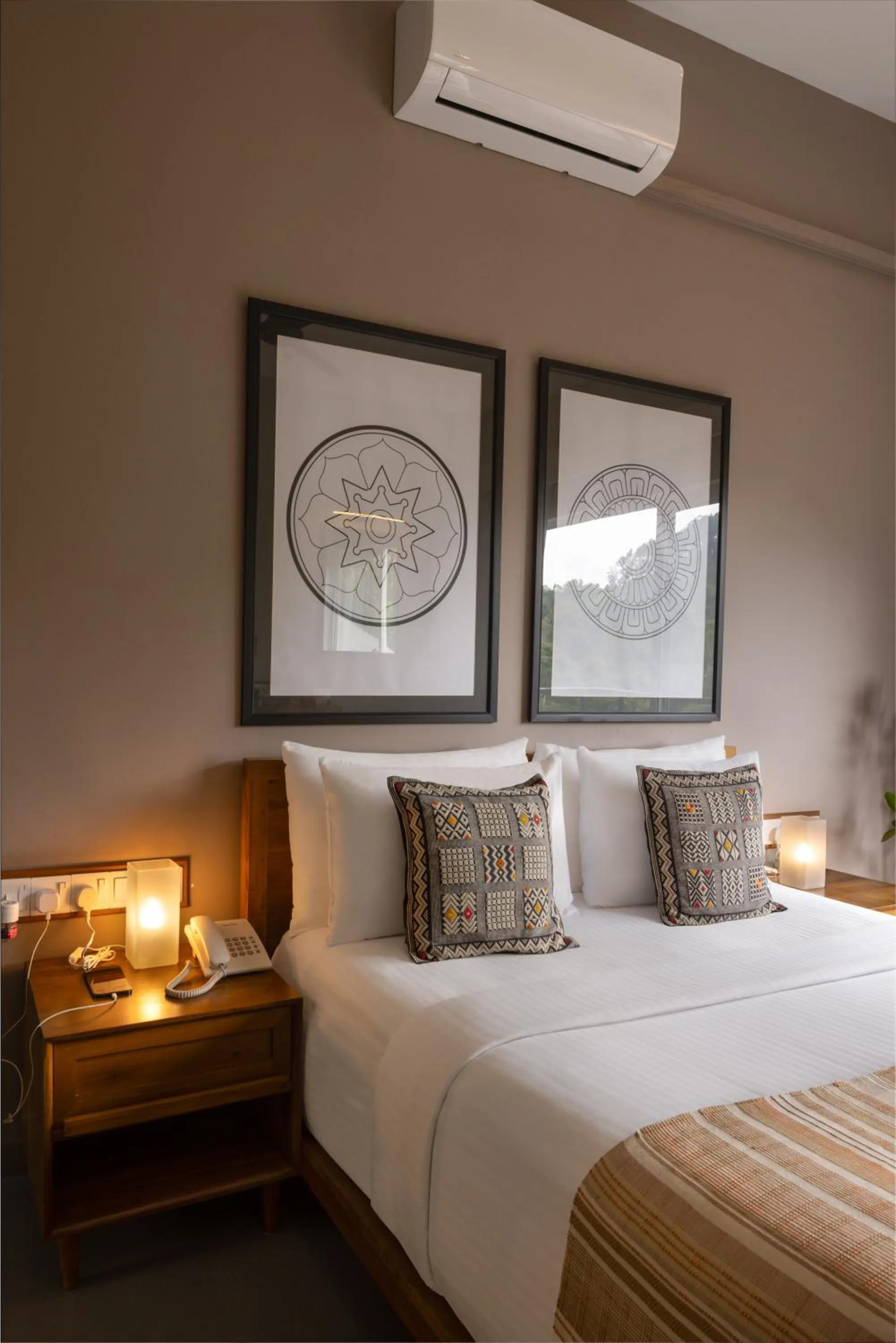 Bed in The Cubes Ella