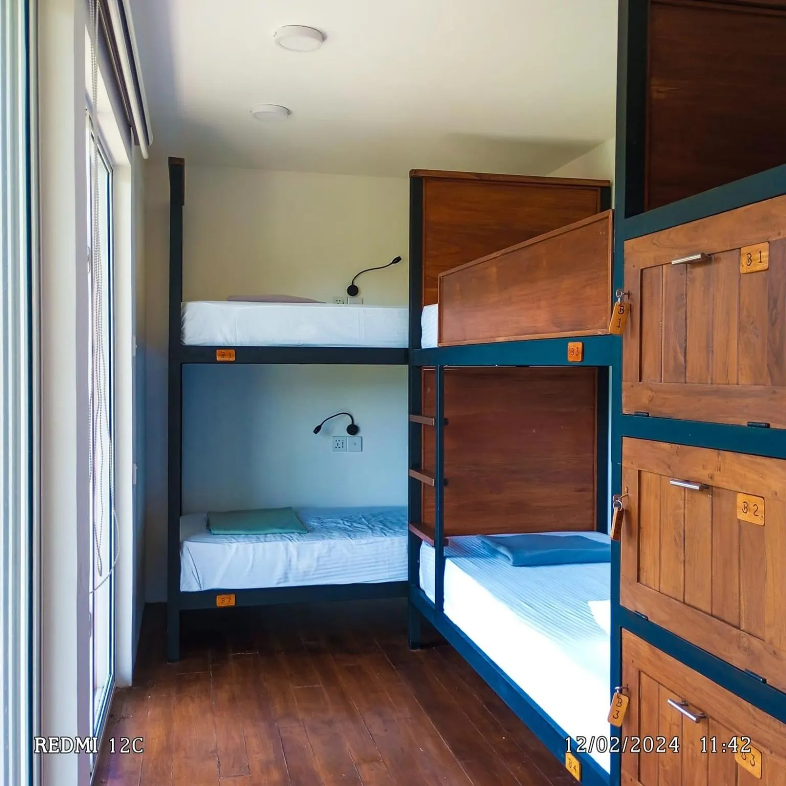 Bed in The Cubes Ella