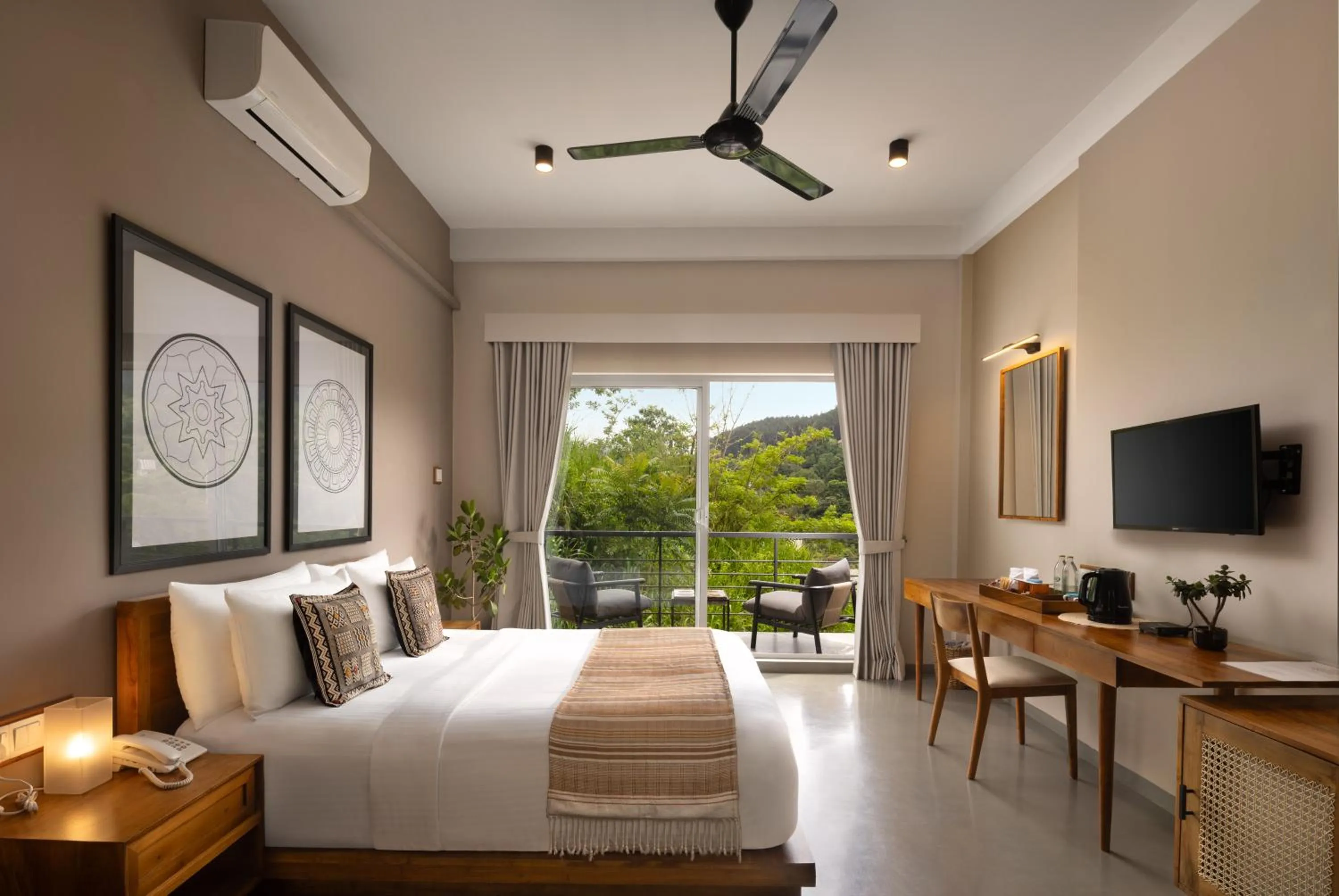 Bed in The Cubes Ella