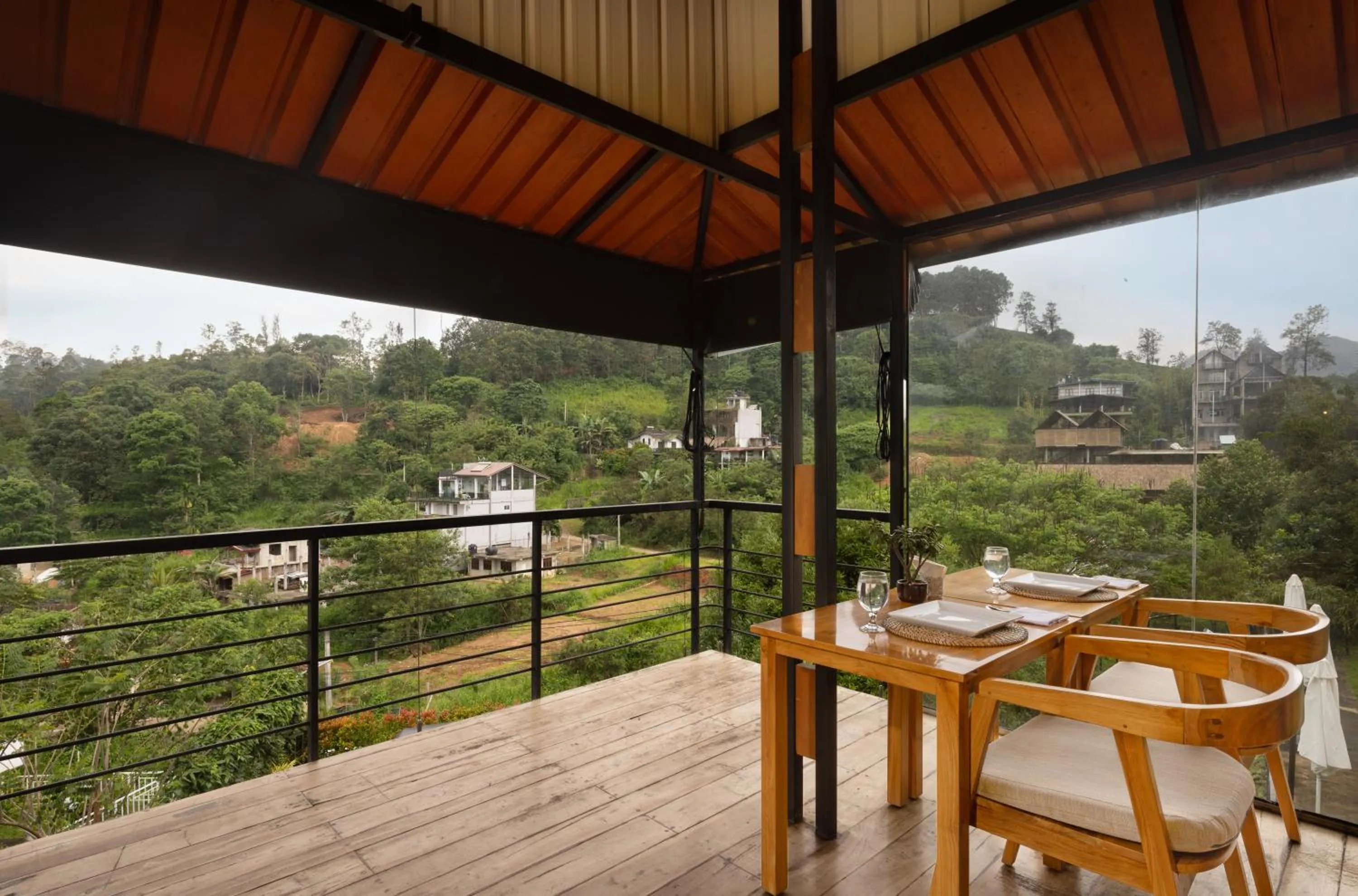 Restaurant/places to eat in The Cubes Ella