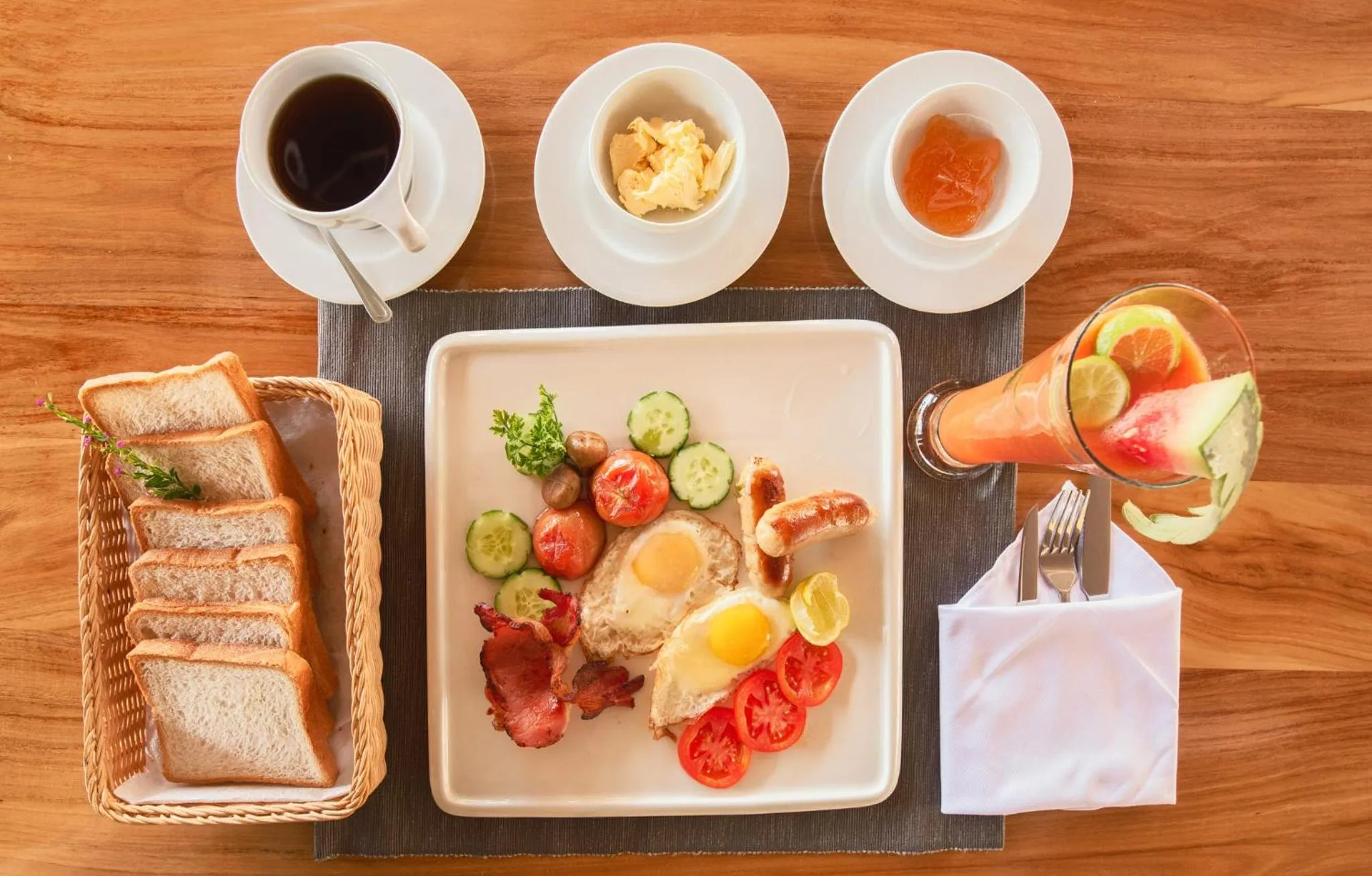 Food and drinks in The Cubes Ella