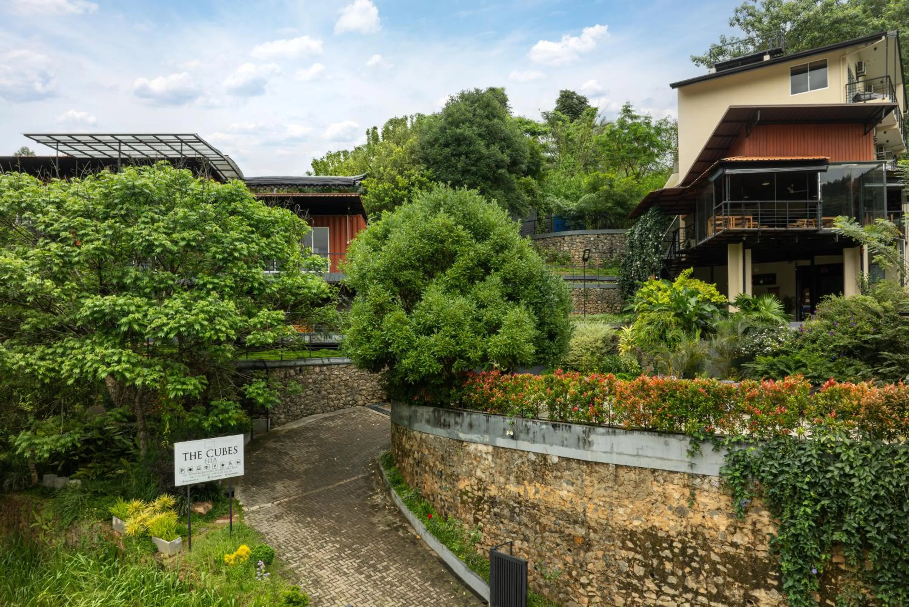 Property building in The Cubes Ella