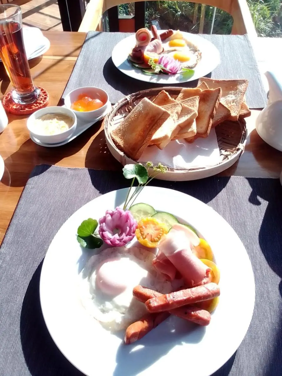 Food and drinks in The Cubes Ella