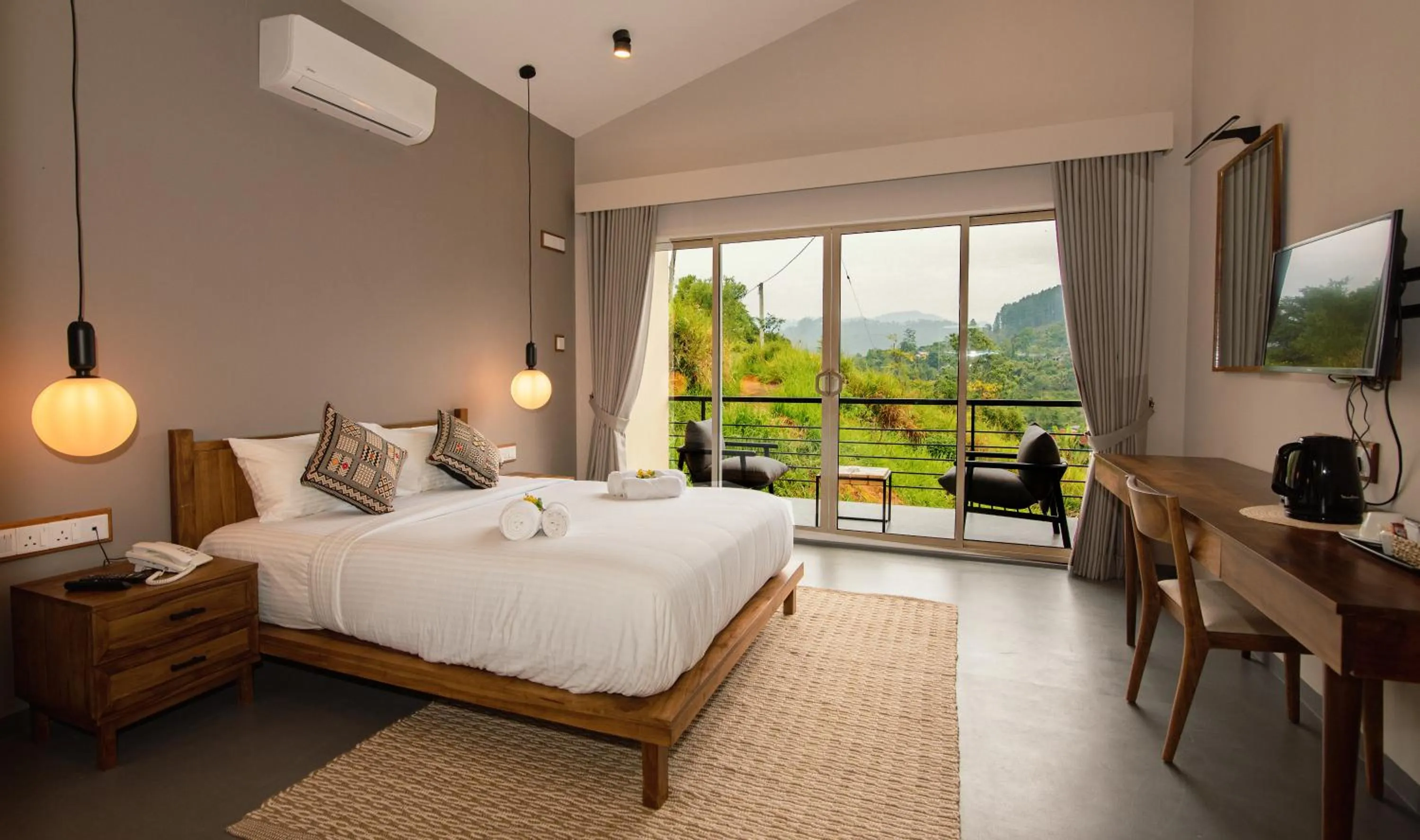 Bed in The Cubes Ella