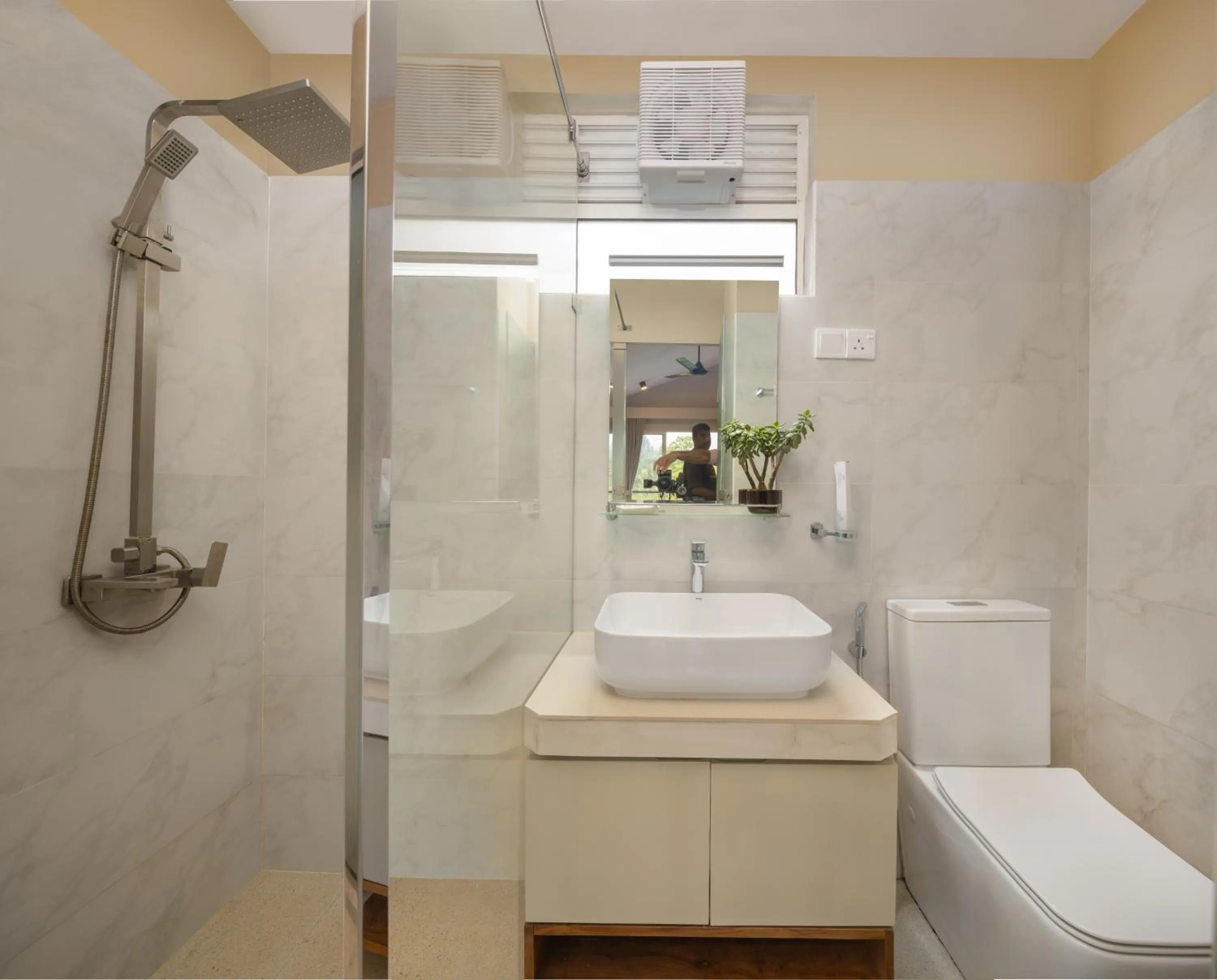 Bathroom in The Cubes Ella