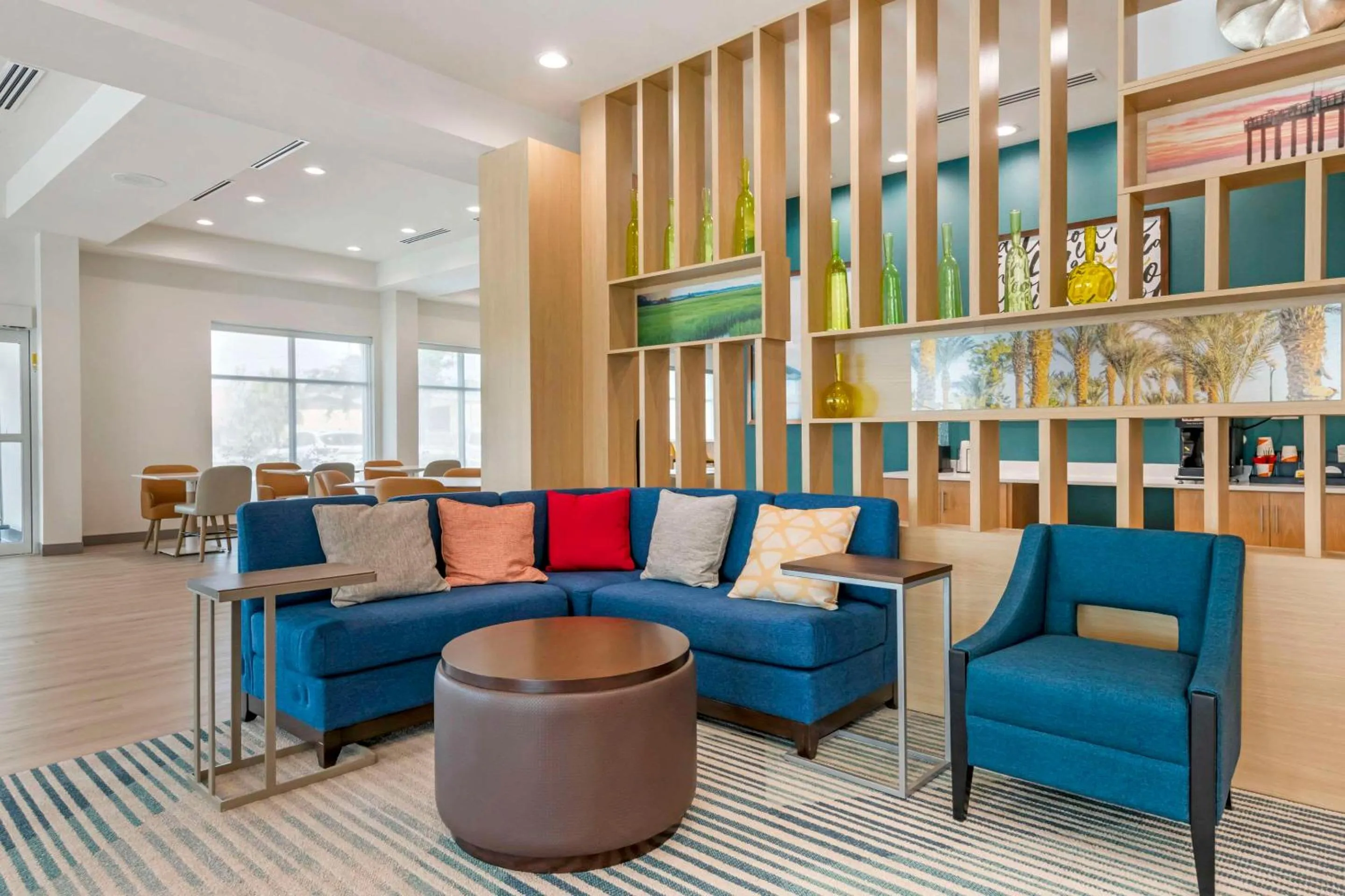 Lobby or reception in Comfort Suites St Augustine Historic District Area