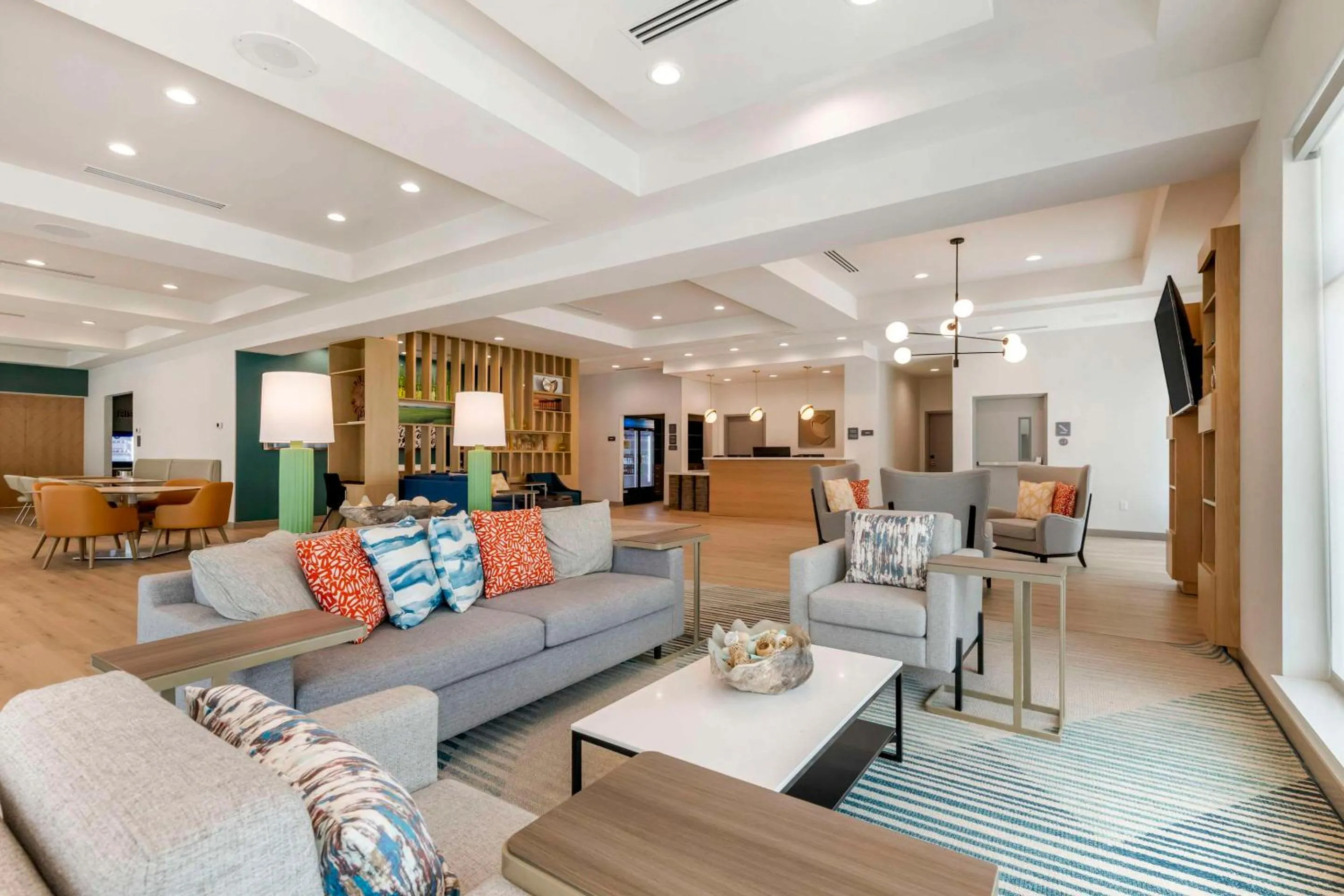 Lobby or reception in Comfort Suites St Augustine Historic District Area