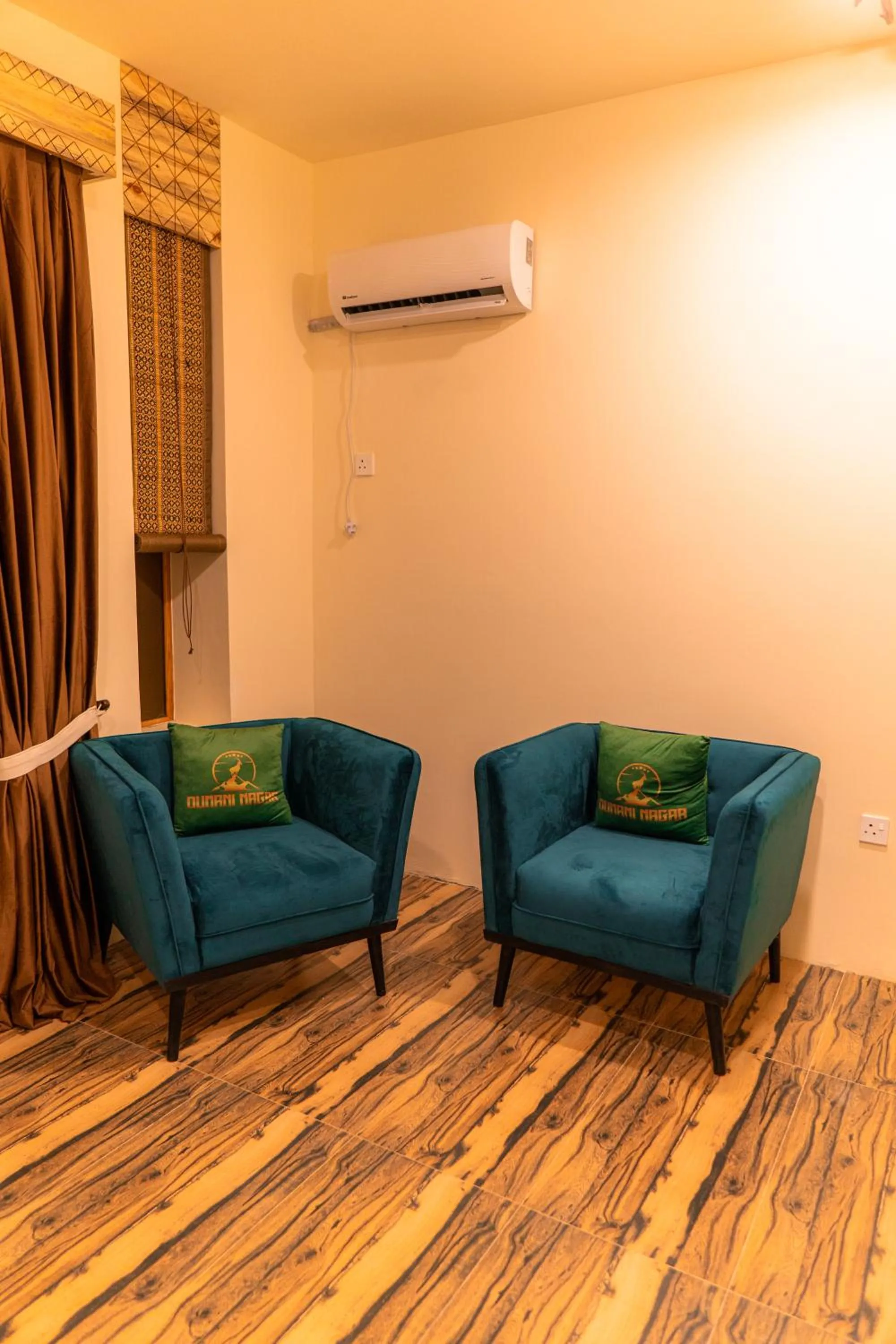 Seating area in Dumani Nagar Hotel & Resort